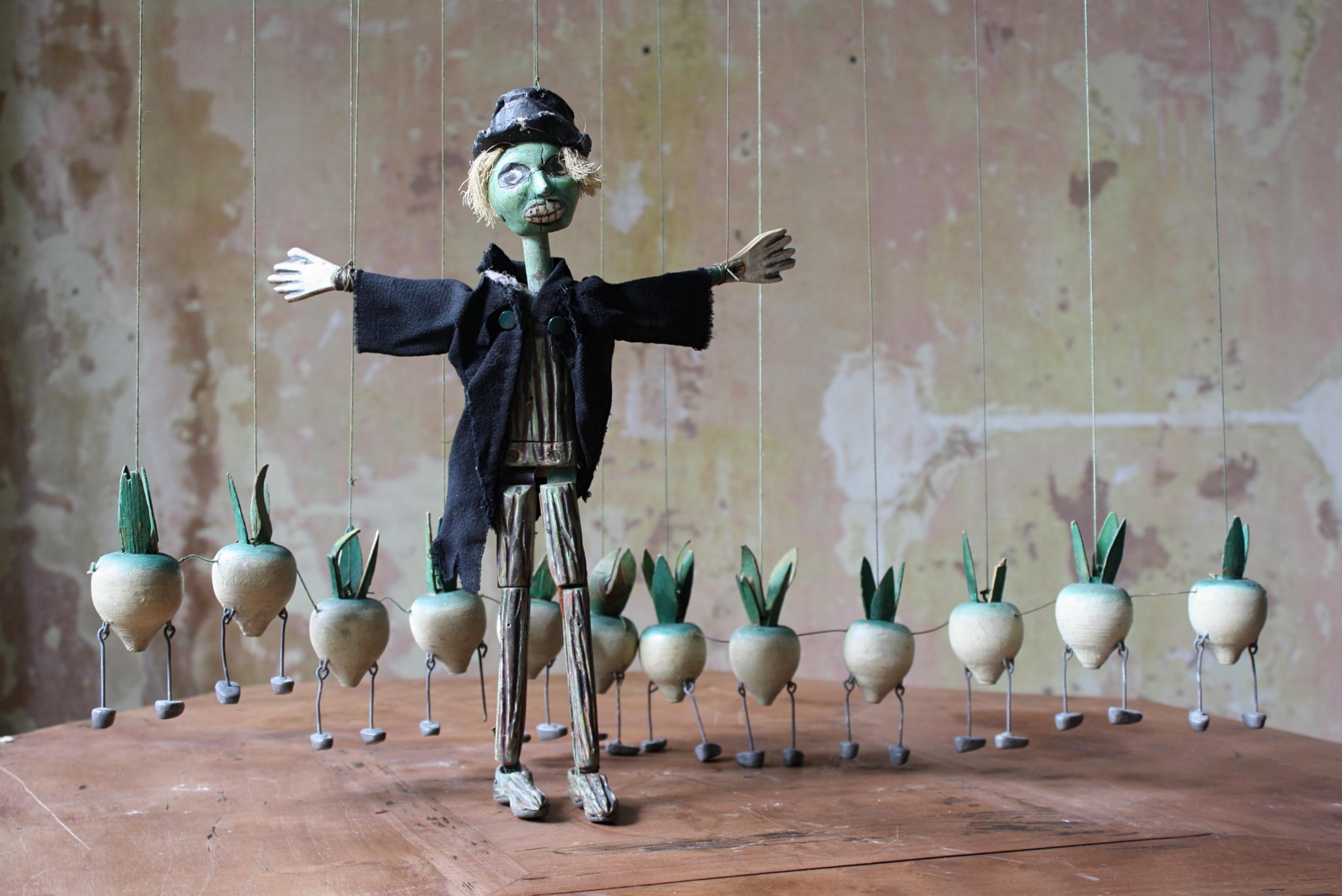 1940's Folk Art John Carr's Jacquard Puppets The Turnip's, Scarecrow & Gardener For Sale 1