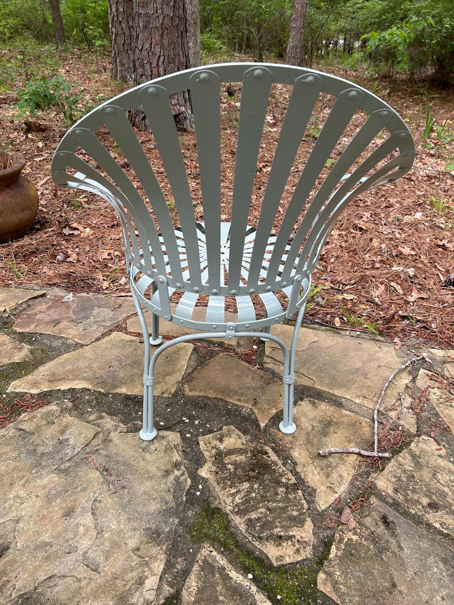 Art déco Francois Carre Fanback Garden Chair des années 1940 en vente