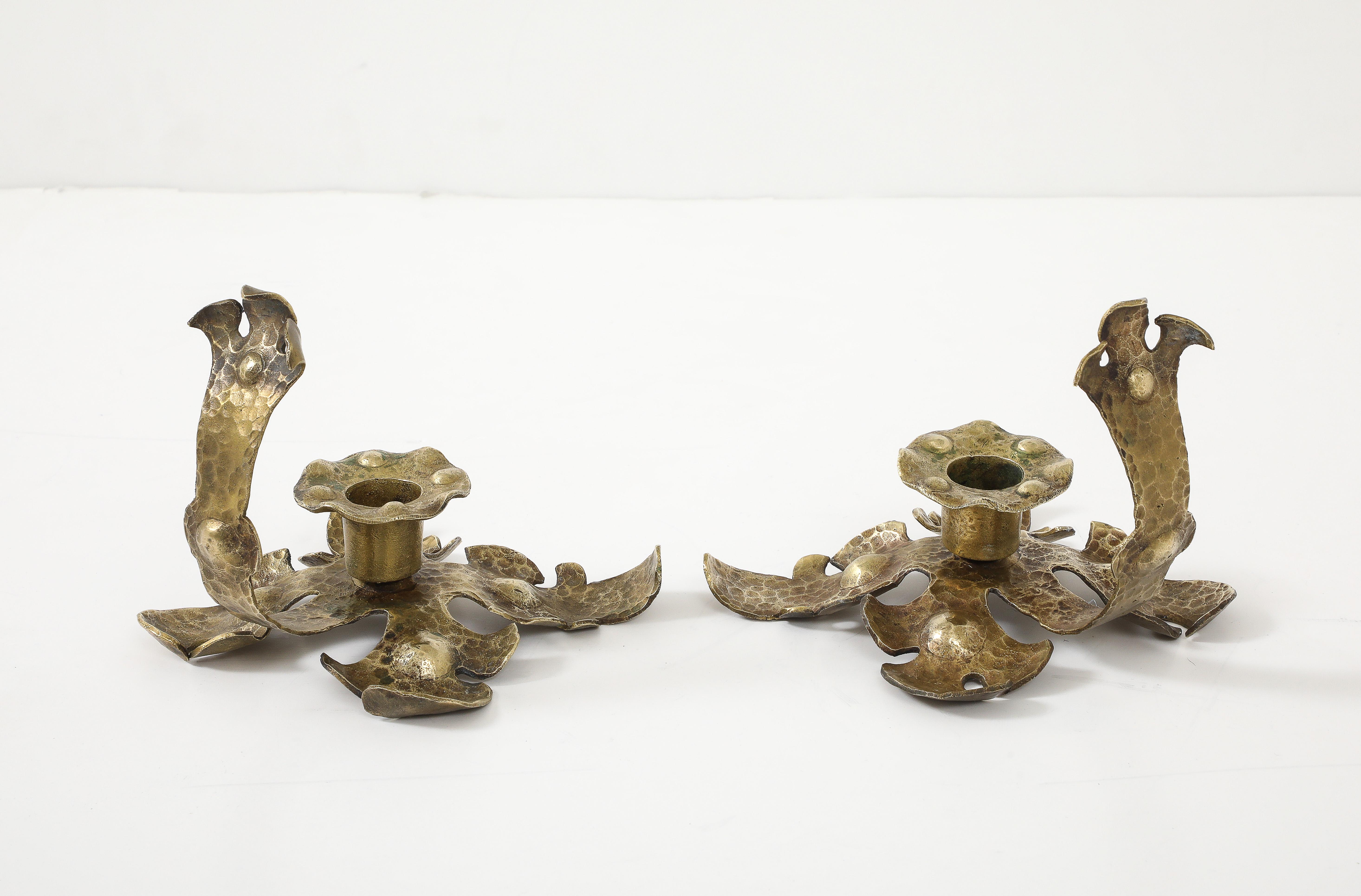 Portavelas Decorativos de Latón Art Decrafts Franceses de 1940 en venta 5