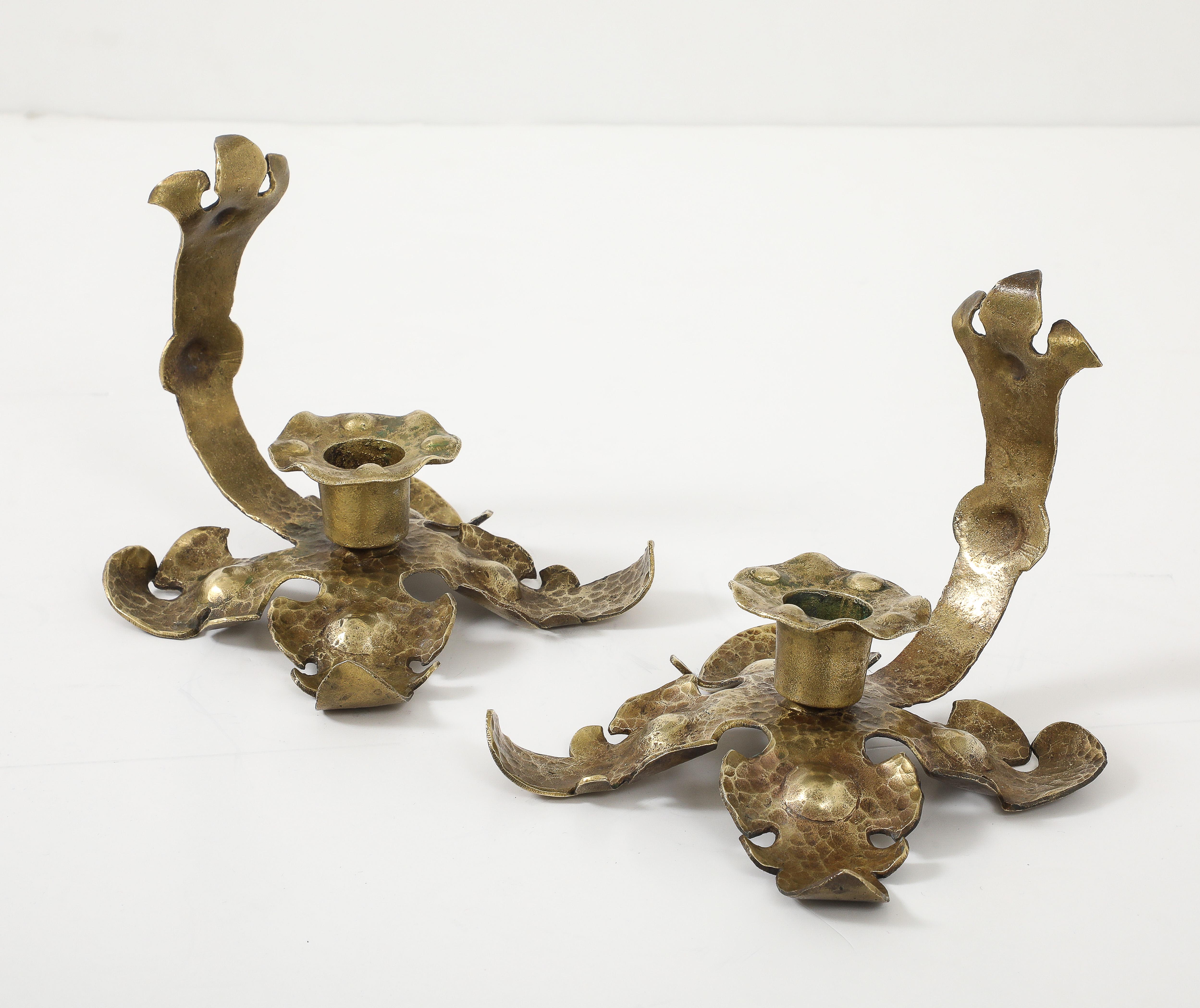 Portavelas Decorativos de Latón Art Decrafts Franceses de 1940 en venta 6