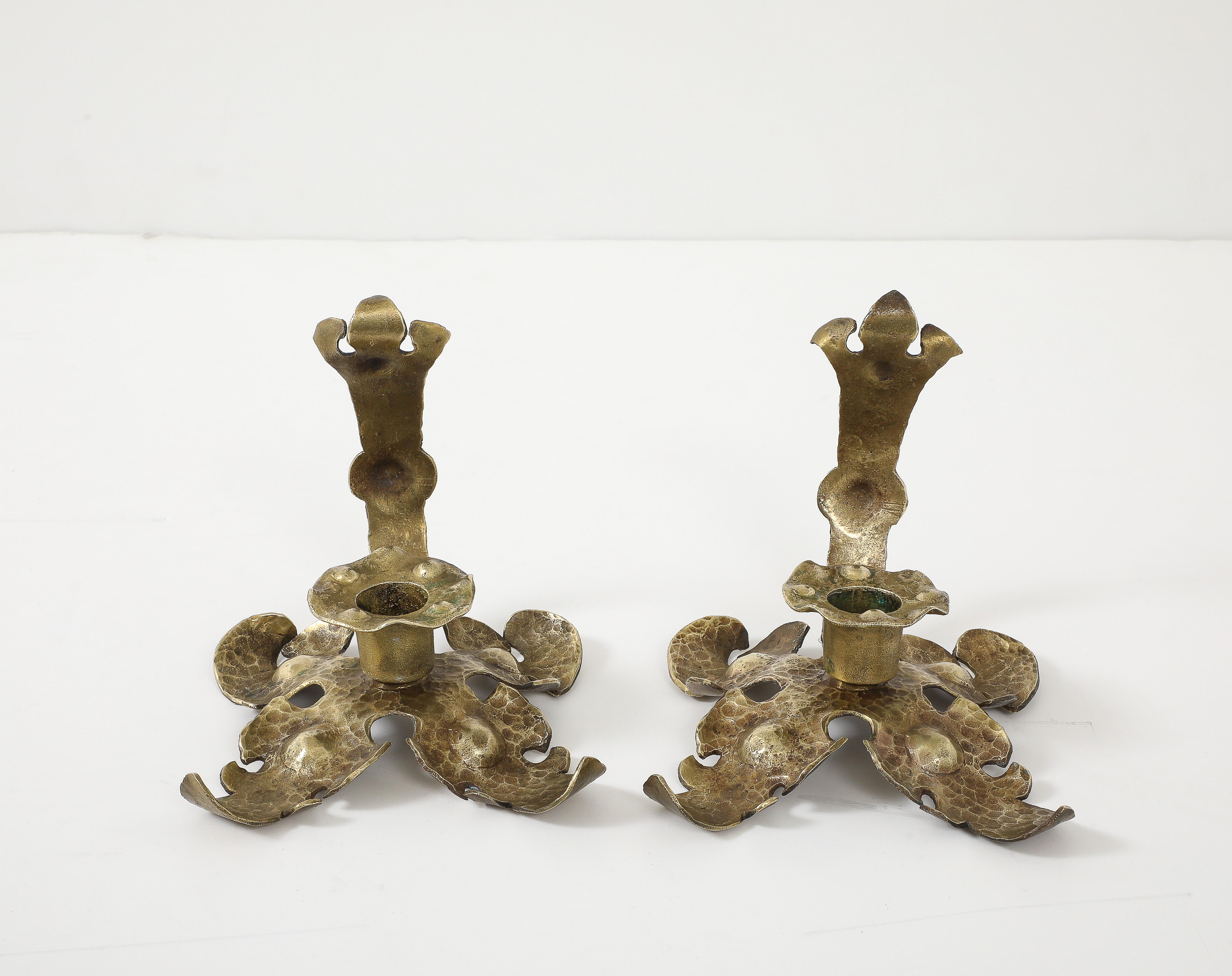 Portavelas Decorativos de Latón Art Decrafts Franceses de 1940 mediados del siglo XX en venta