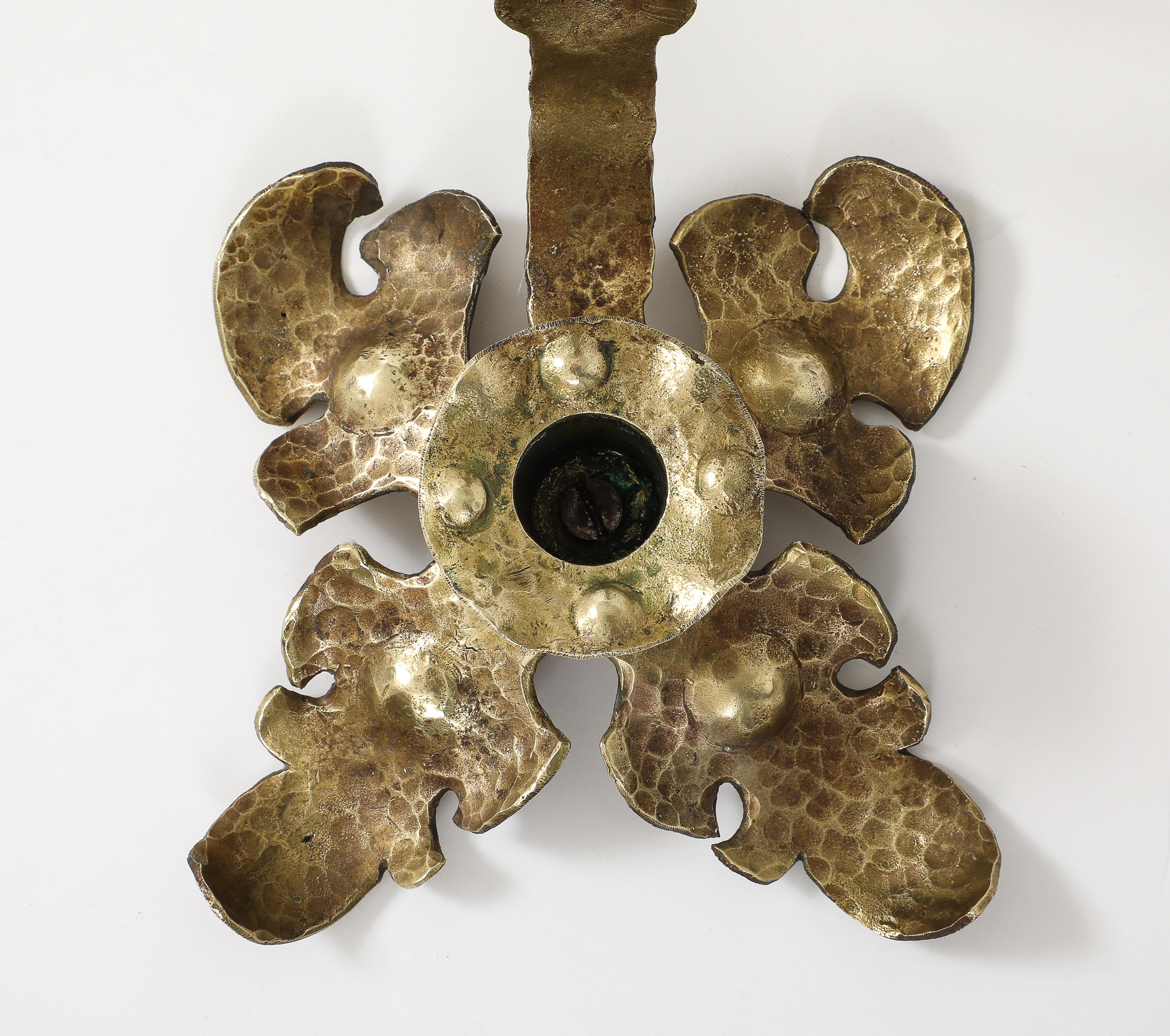 Portavelas Decorativos de Latón Art Decrafts Franceses de 1940 en venta 1