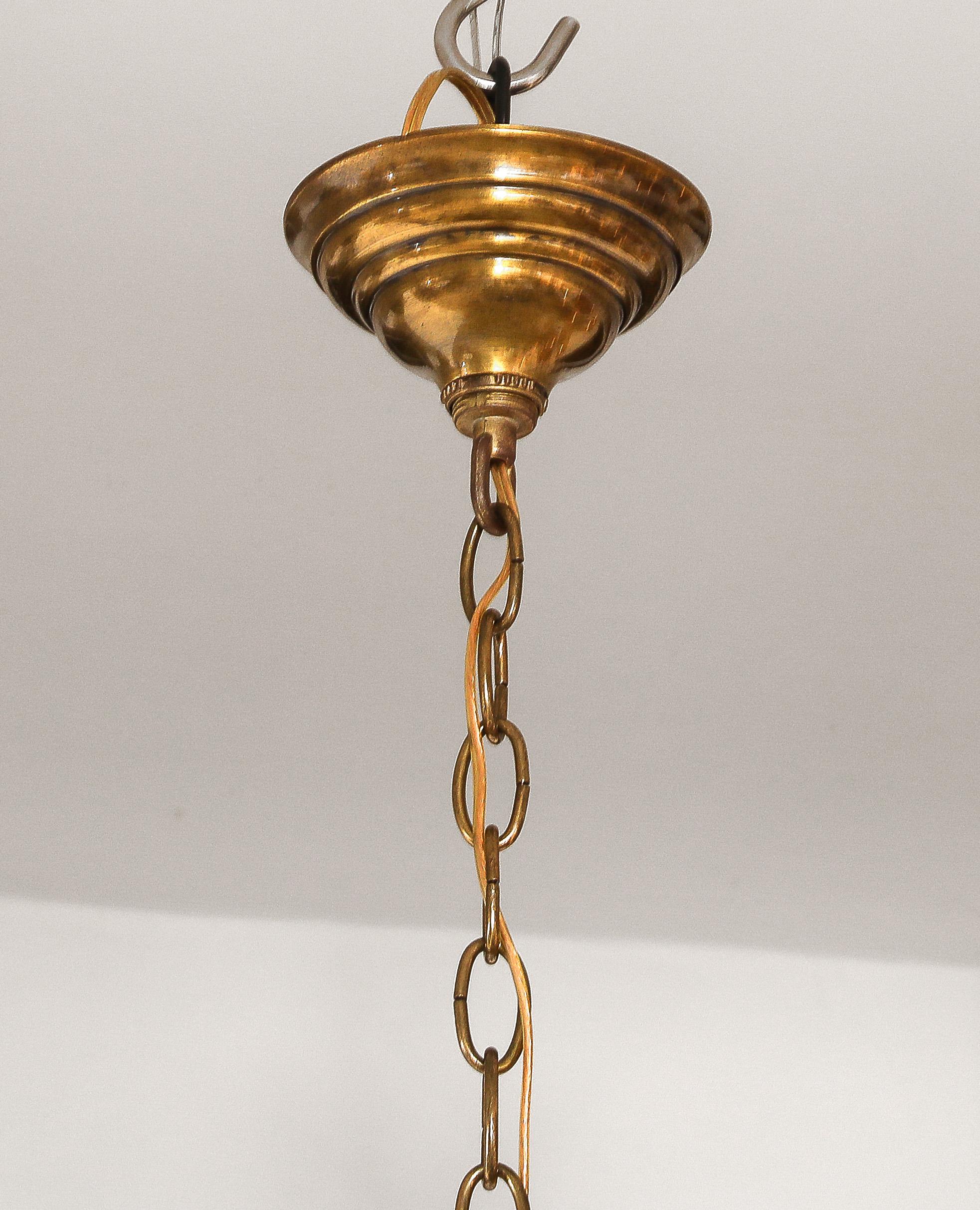 1940's French Art-Deco 6 Arm Brass Chandelier For Sale 1