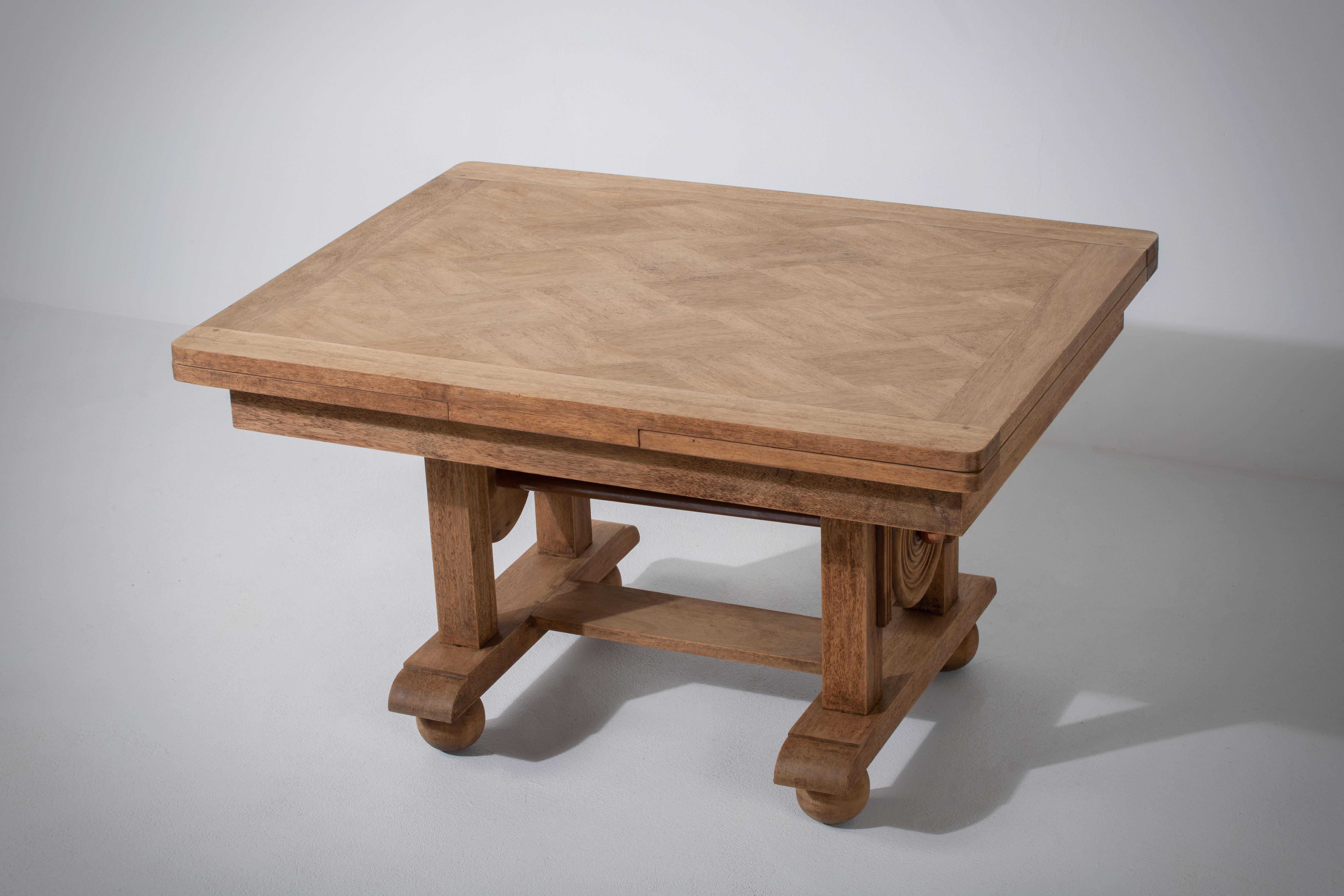 1940s French Art Deco Extendable Oak Table by Dudouyt For Sale 11