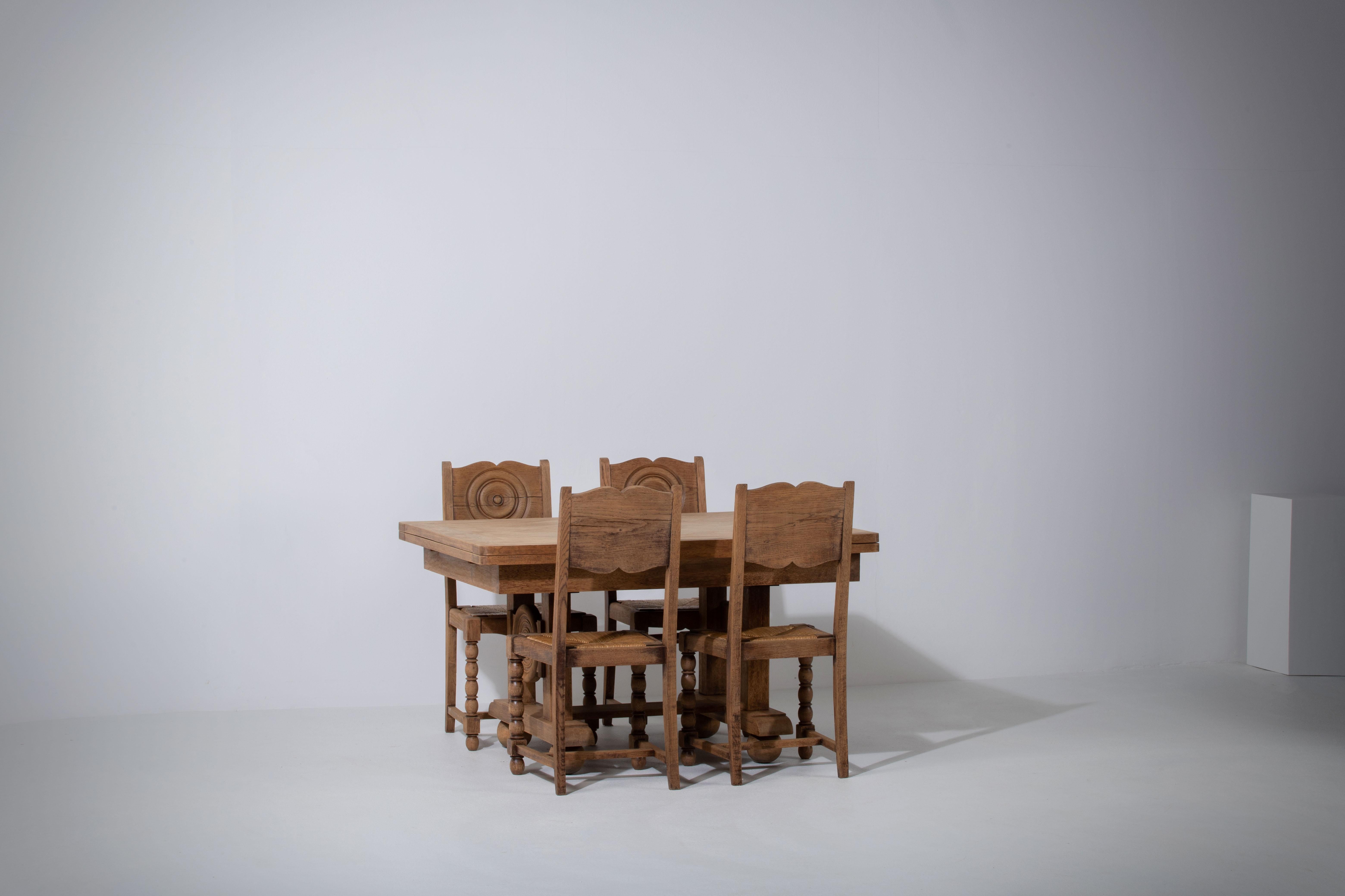 Französischer Art-déco-Tisch aus Eiche, 1940er Jahre, ausziehbar, von Dudouyt im Angebot 3