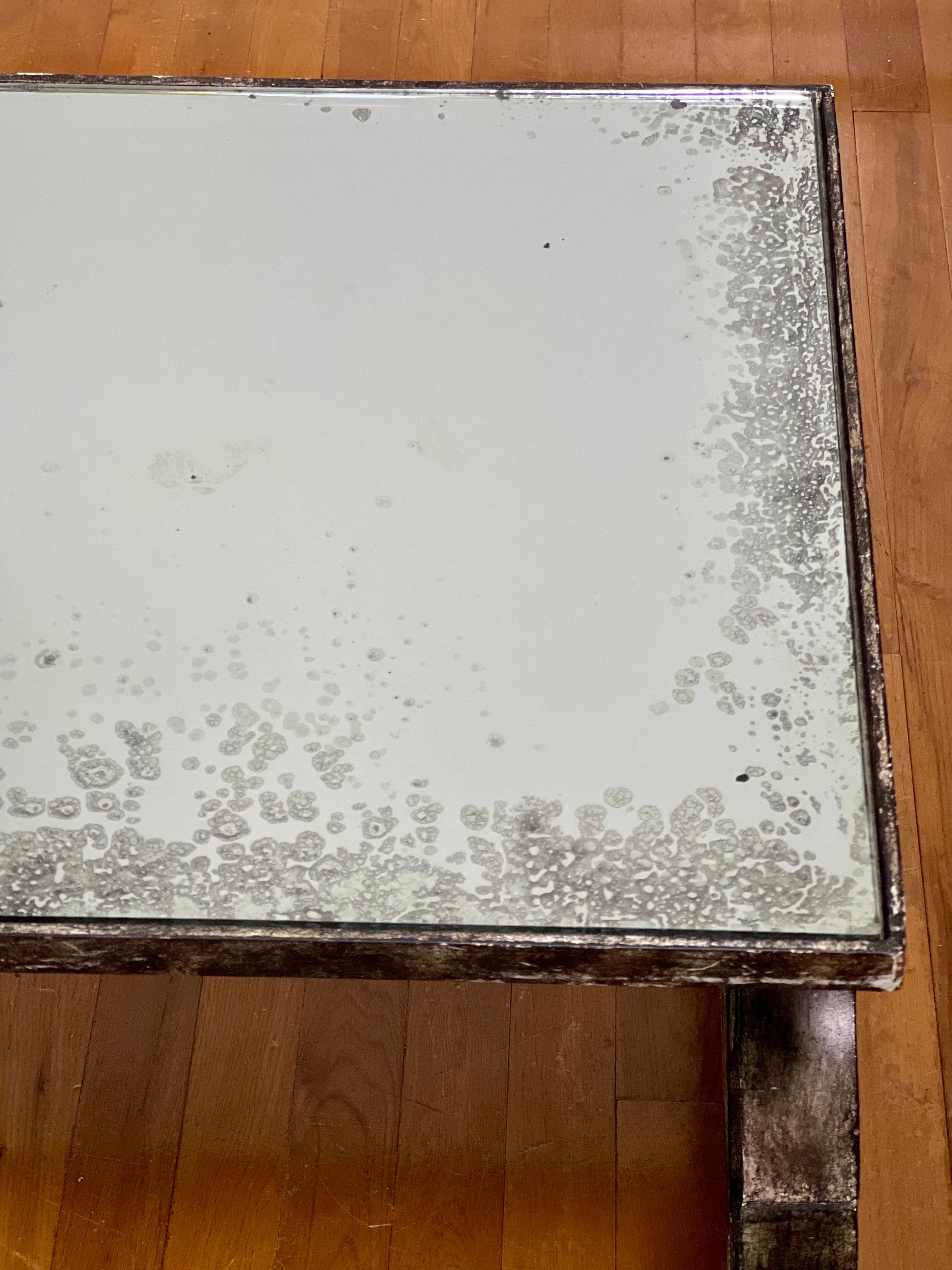 Mesa de centro francesa Art Decó de 1940 de hierro y tapa de espejo eglomise en venta 8