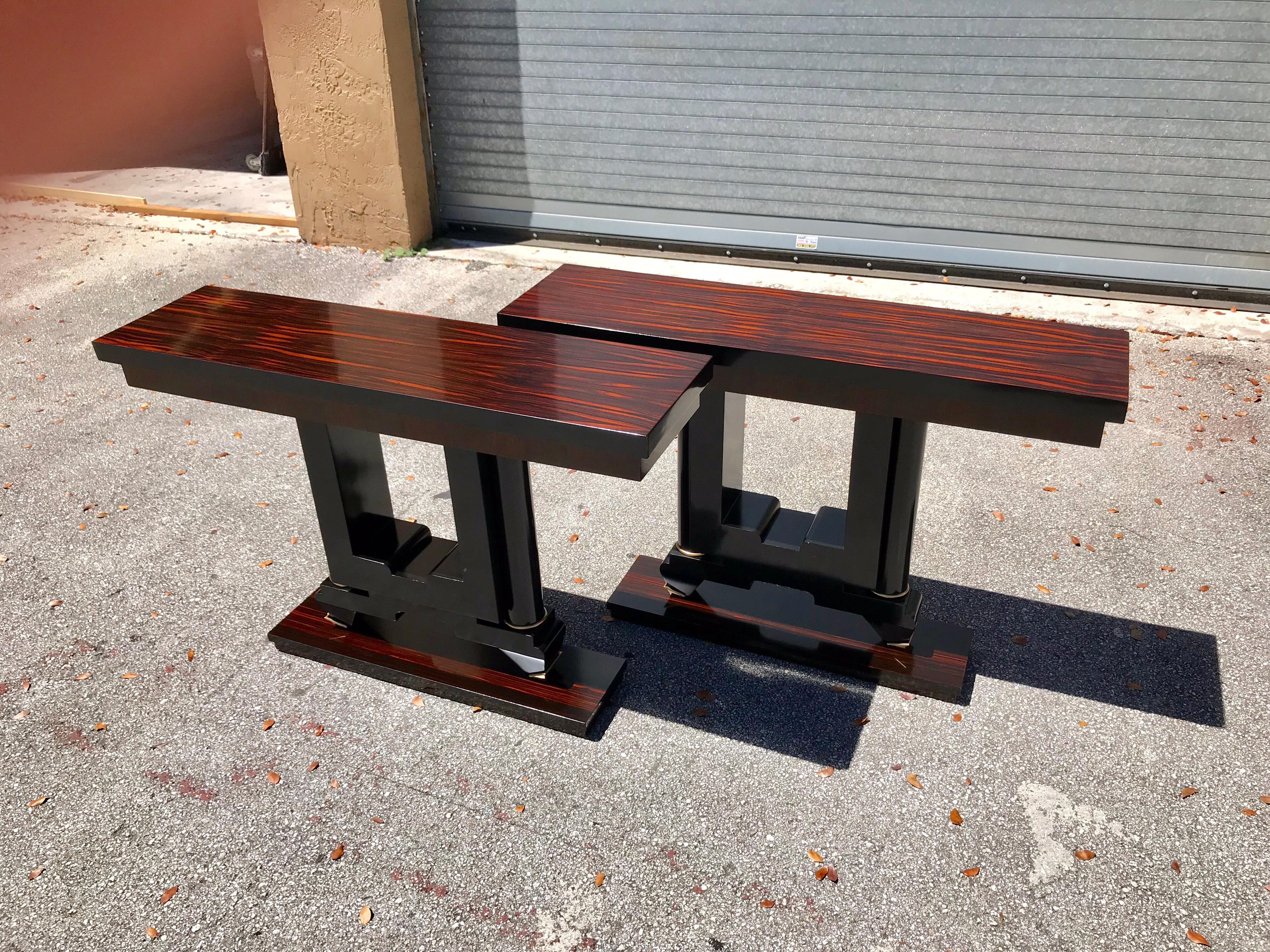 1940s French Art Deco Macassar Ebony Console Tables, a Pair In Good Condition In Hialeah, FL