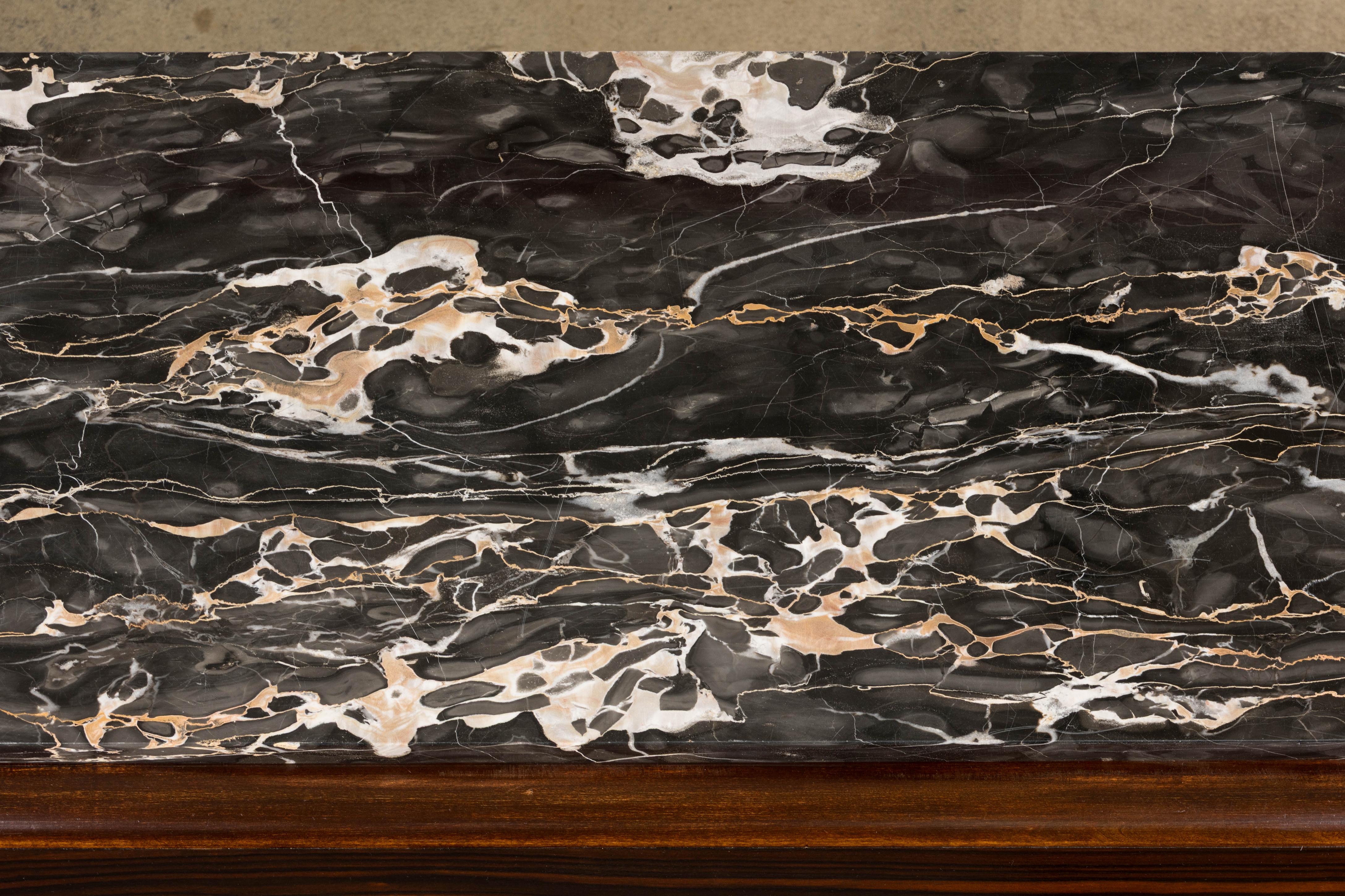 1940er Jahre Französisch Art Deco Makassar Sideboard W / Schwarz Marmorplatte im Angebot 3