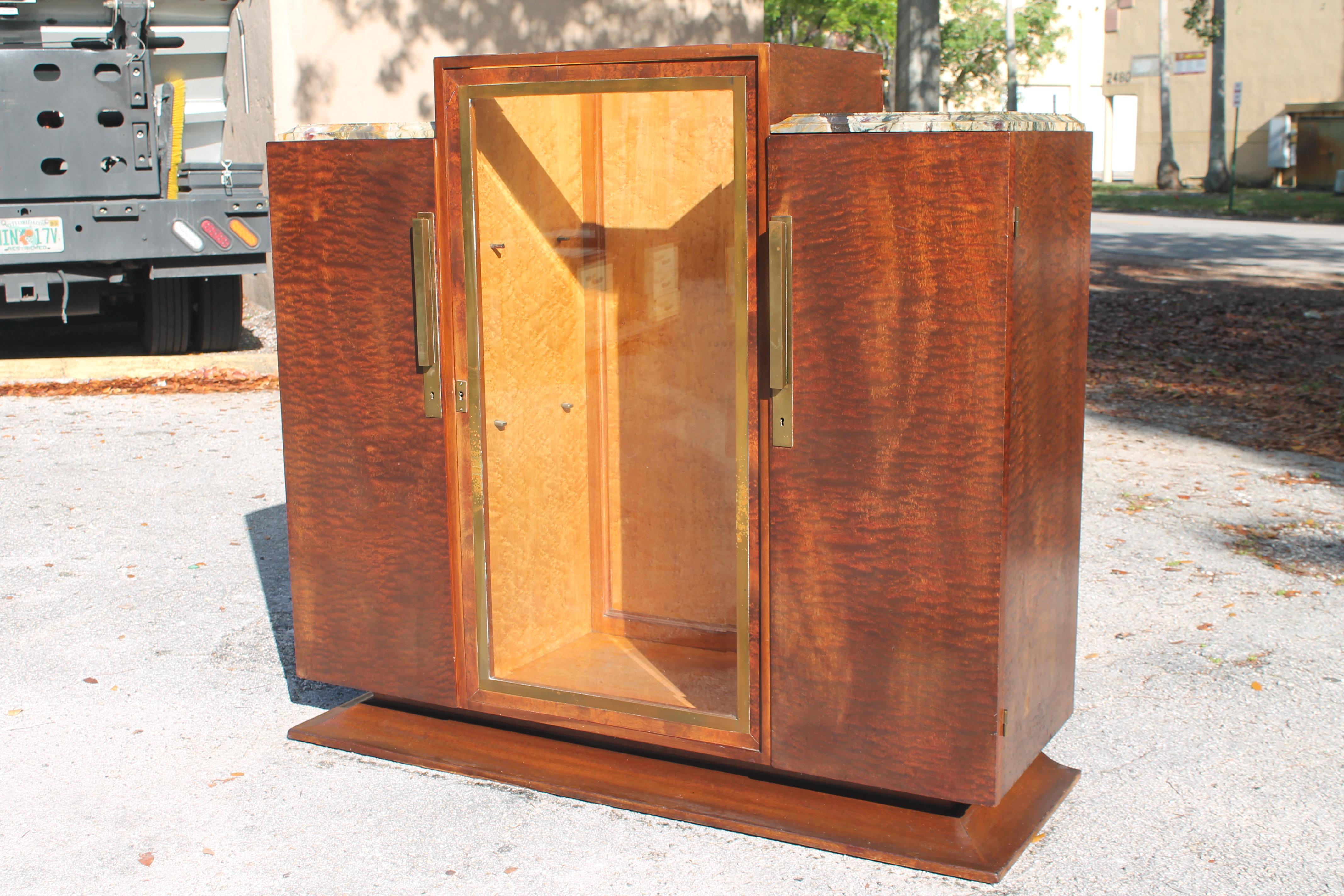 1940's French Art Deco Rosewood Display / Vitrine / Dry Bar Cabinet - Marble Top For Sale 3