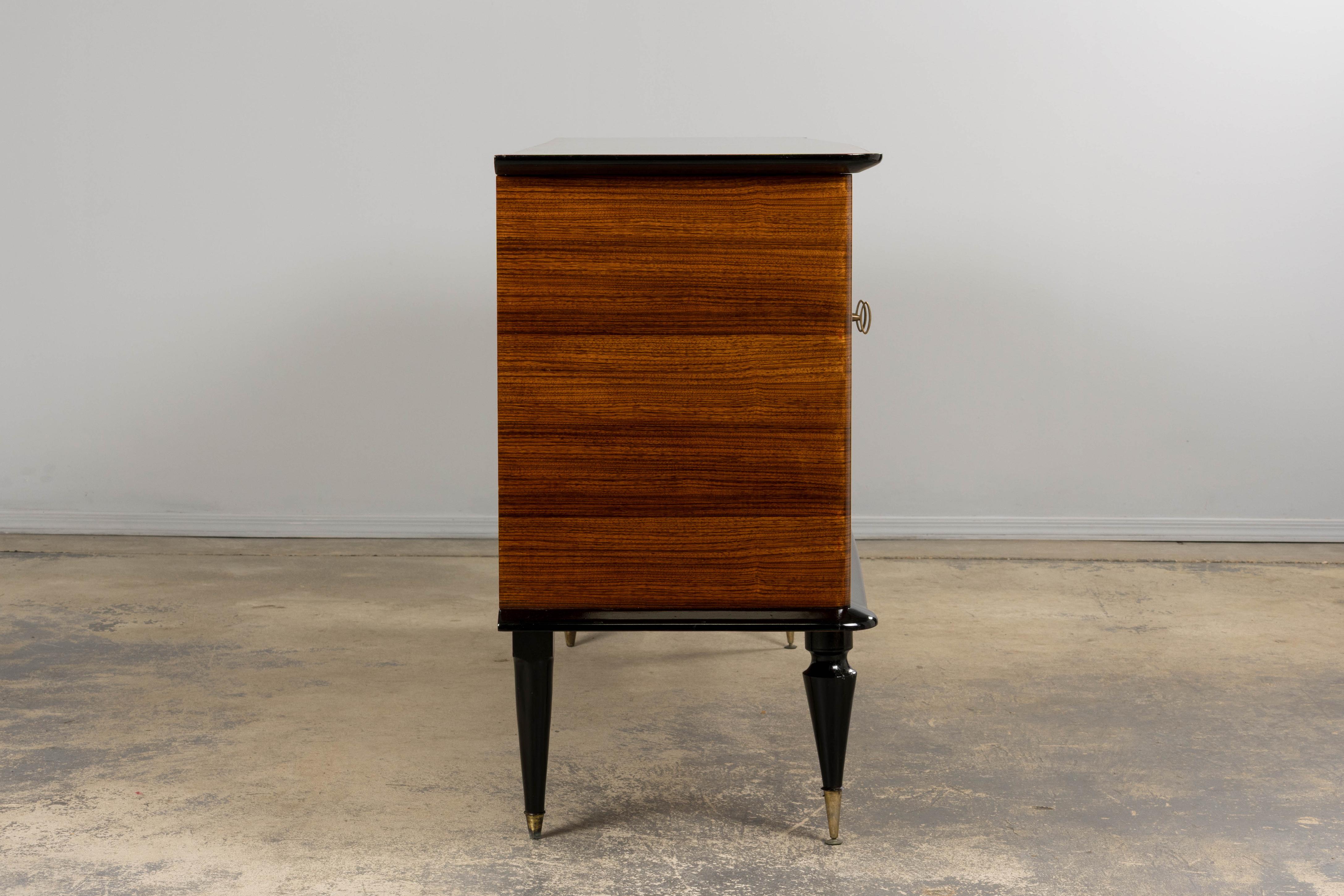 Aparador francés Art Déco de palisandro de los años 40 en venta 6