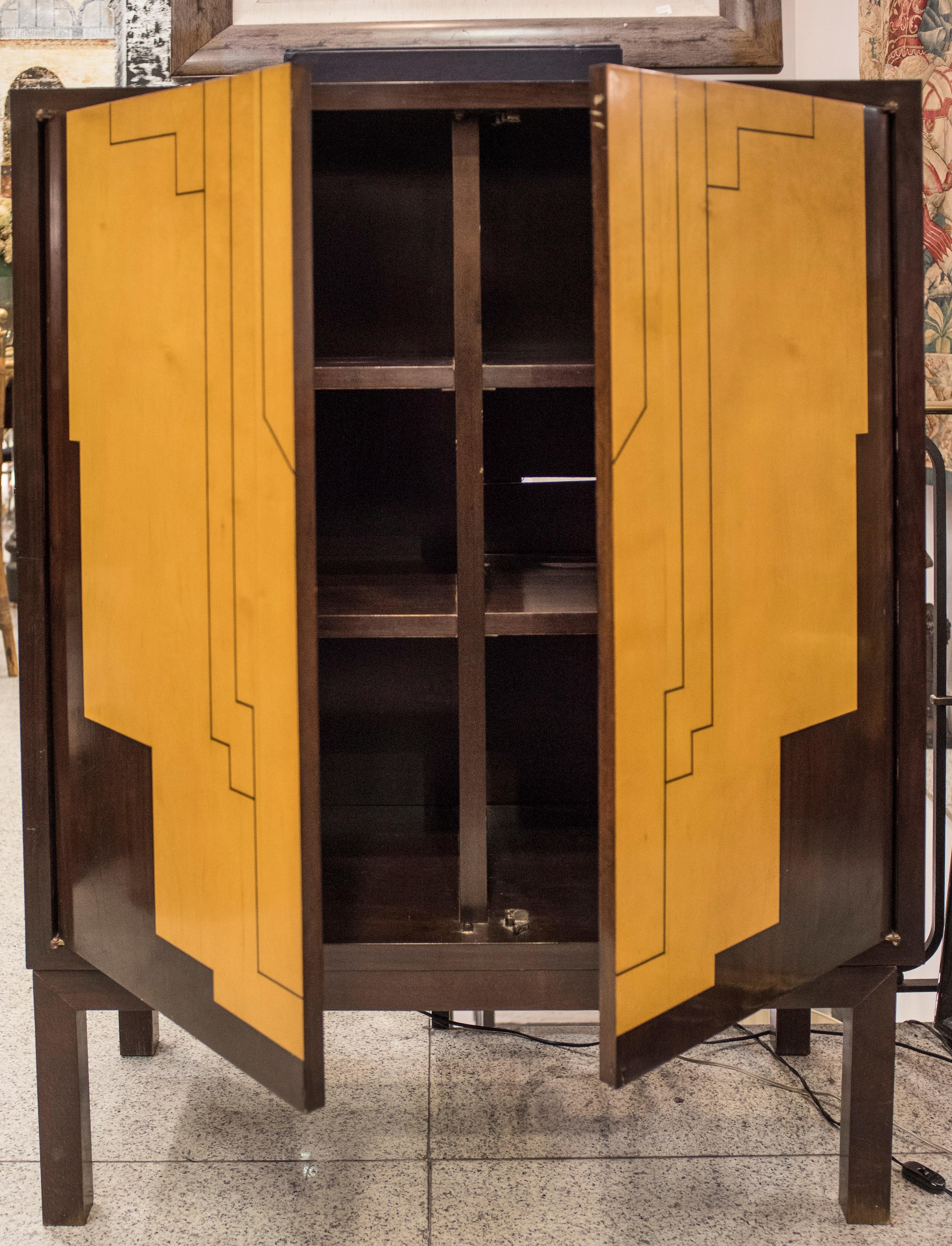 1940s French Art-Deco Style Lemongrass and Rosewood Cabinet 3