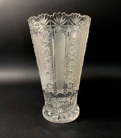 1940er Jahre Französisch Baccarat Stil Trompete Vase Cut Crystal