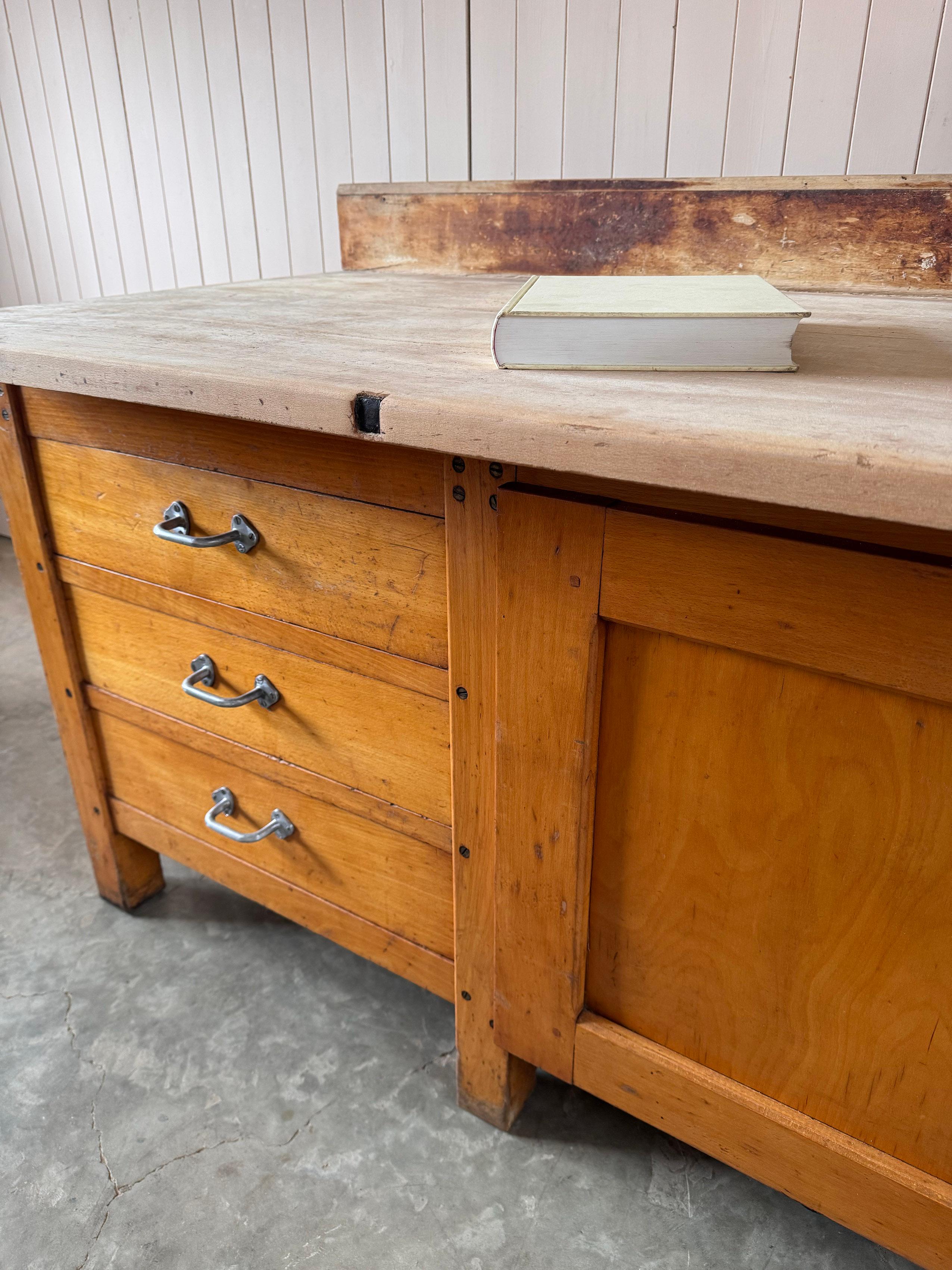 Table de boulangerie française des années 1940 en vente 2