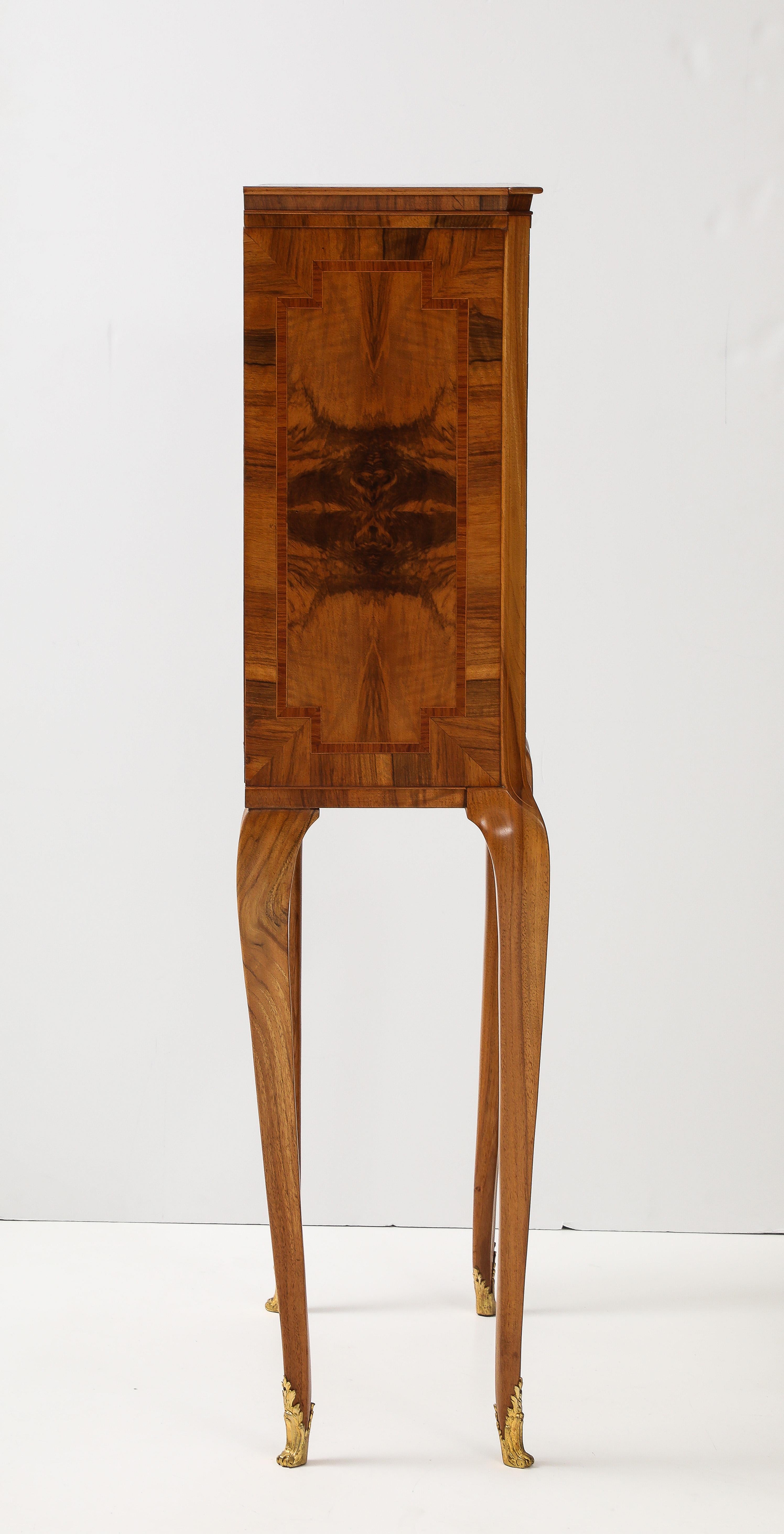 1940's French Burl-wood Tall Bar Cabinet In Good Condition For Sale In New York, NY