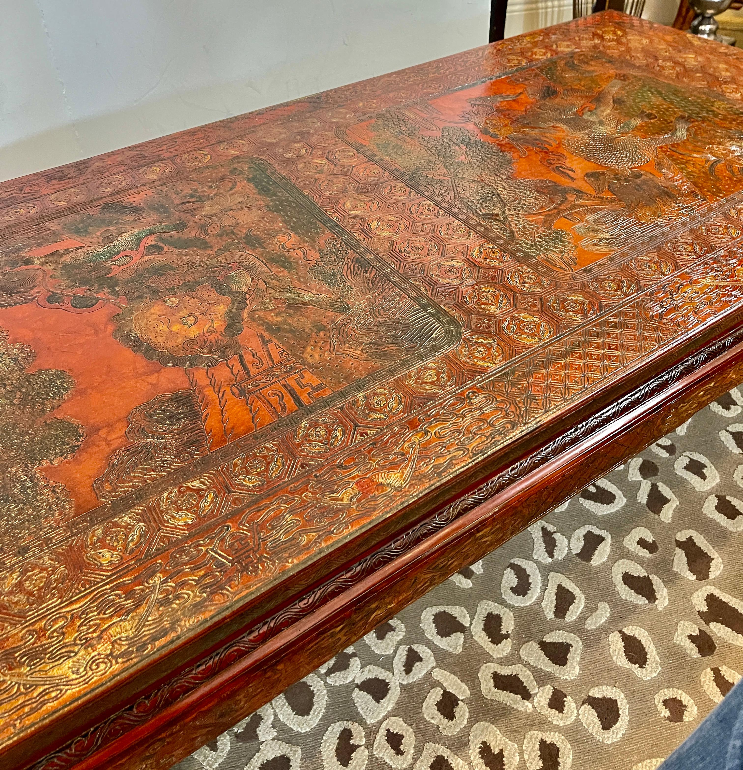 1940's French Chinoiserie Hand Carved Red Lacquer Table Cocktail Table en vente 11