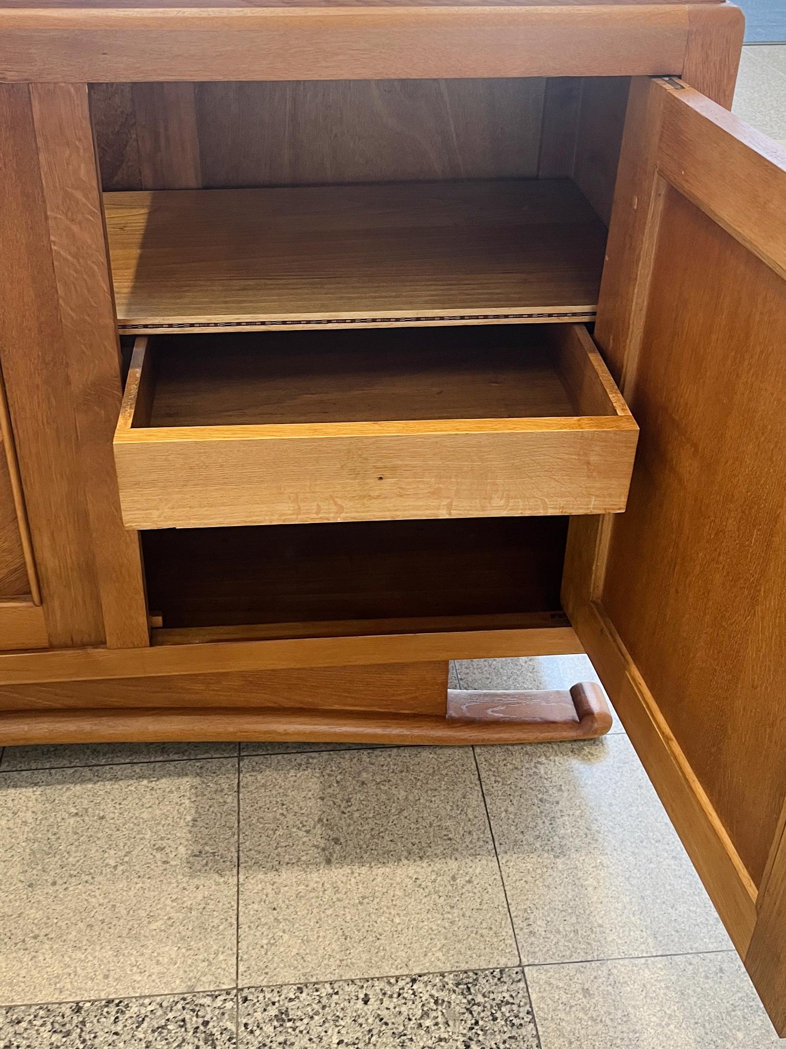 Credenza francese deco degli anni '40 in Oak in vendita 2