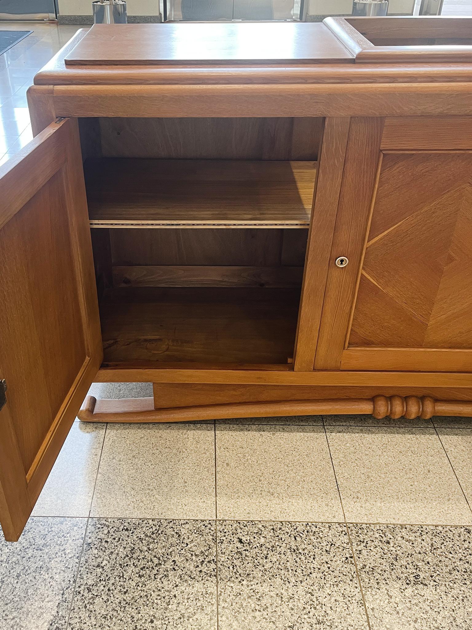Credenza francese deco degli anni '40 in Oak in vendita 3