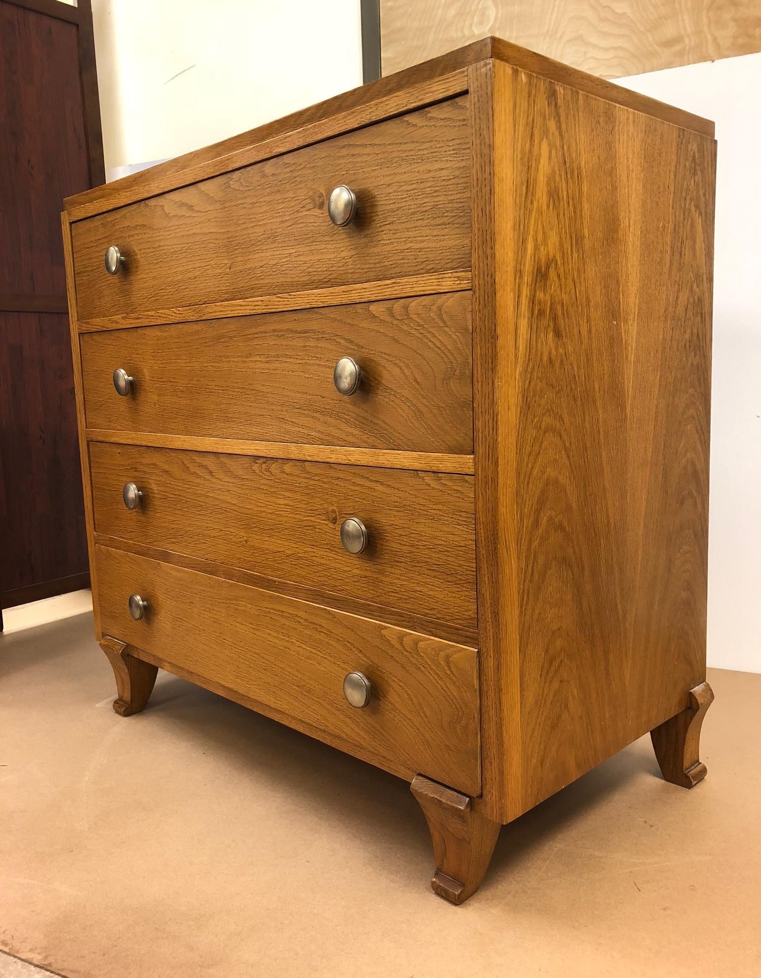1940s French sycamore dresser attributed to Maurice Rinck. In good original condition. Maurice Rinck is a well-known Art Deco cabinet maker who was based in Paris, Faubourg Saint Antoine.