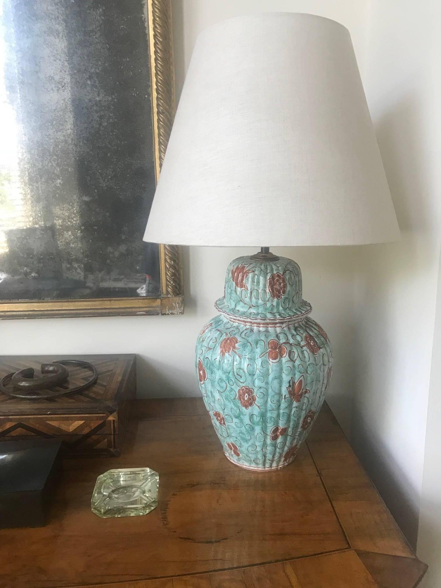 1940s French Hand-Painted Glazed Ceramic Lamp For Sale 3