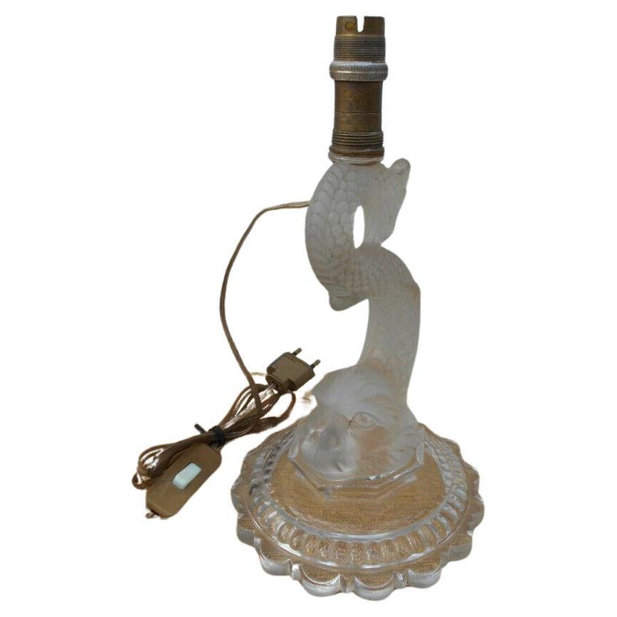 Lampe de table en cristal Hollywood Regency des années 1940 signée par Baccarat en vente