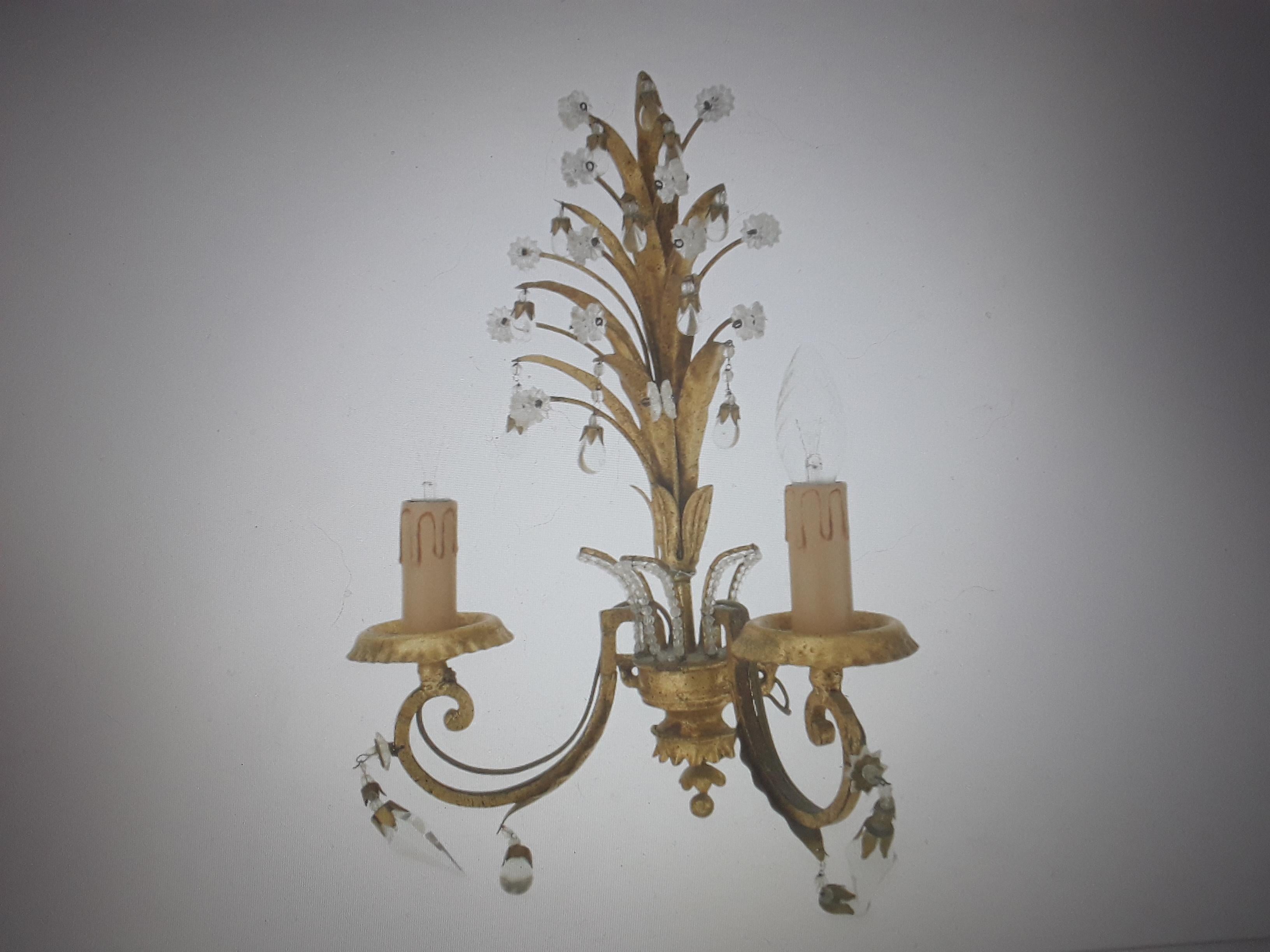 1940's French Hollywood Regency Dore Floral Wall Sconce attributed Naison Bagues For Sale 6