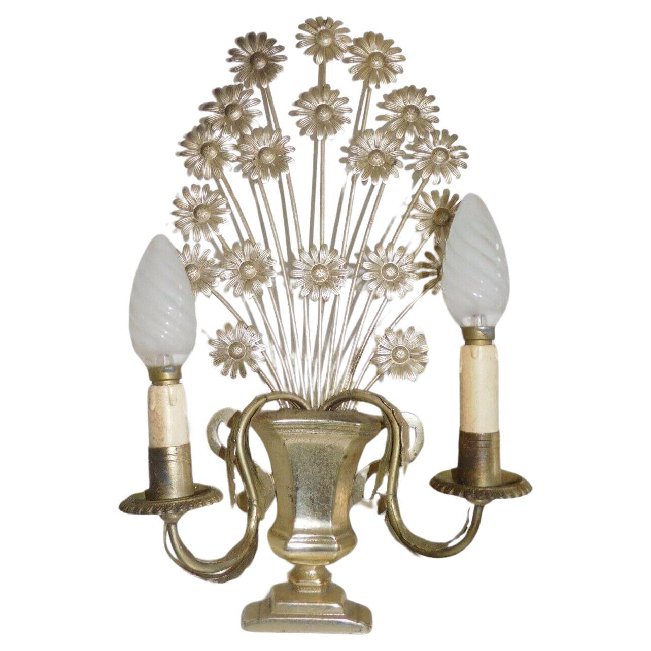 1940's French Hollywood Regency Silvered "Bouquet of Daisies" Wall Sconce Bagues For Sale