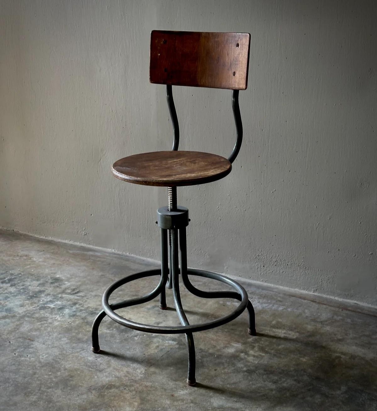 20th Century 1940s French Industrial Wood and Steel Adjustable Swivel Stool For Sale