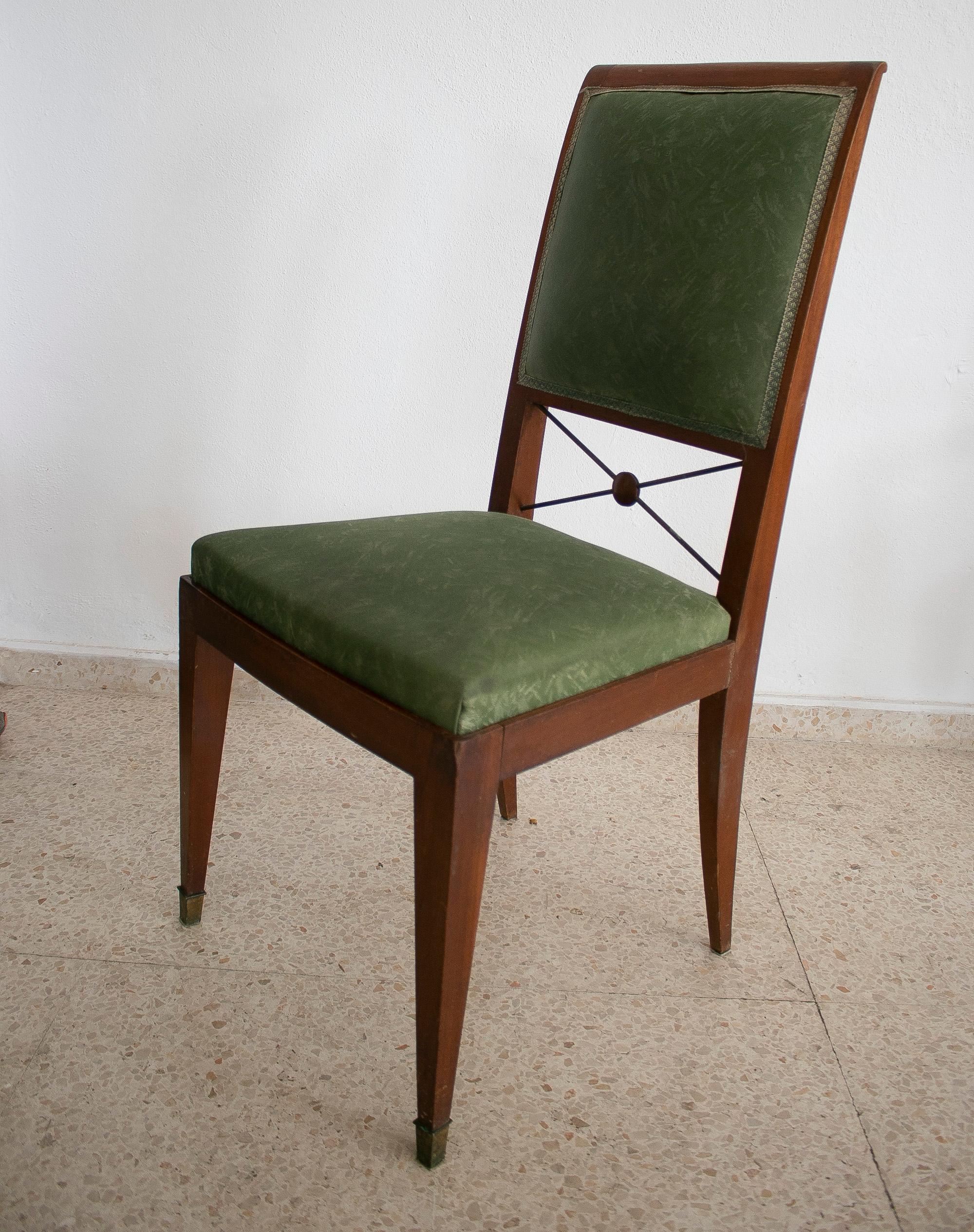 1940s French Mahogany & Bronze Set of Six Chairs & Two Armchairs In Good Condition For Sale In Marbella, ES