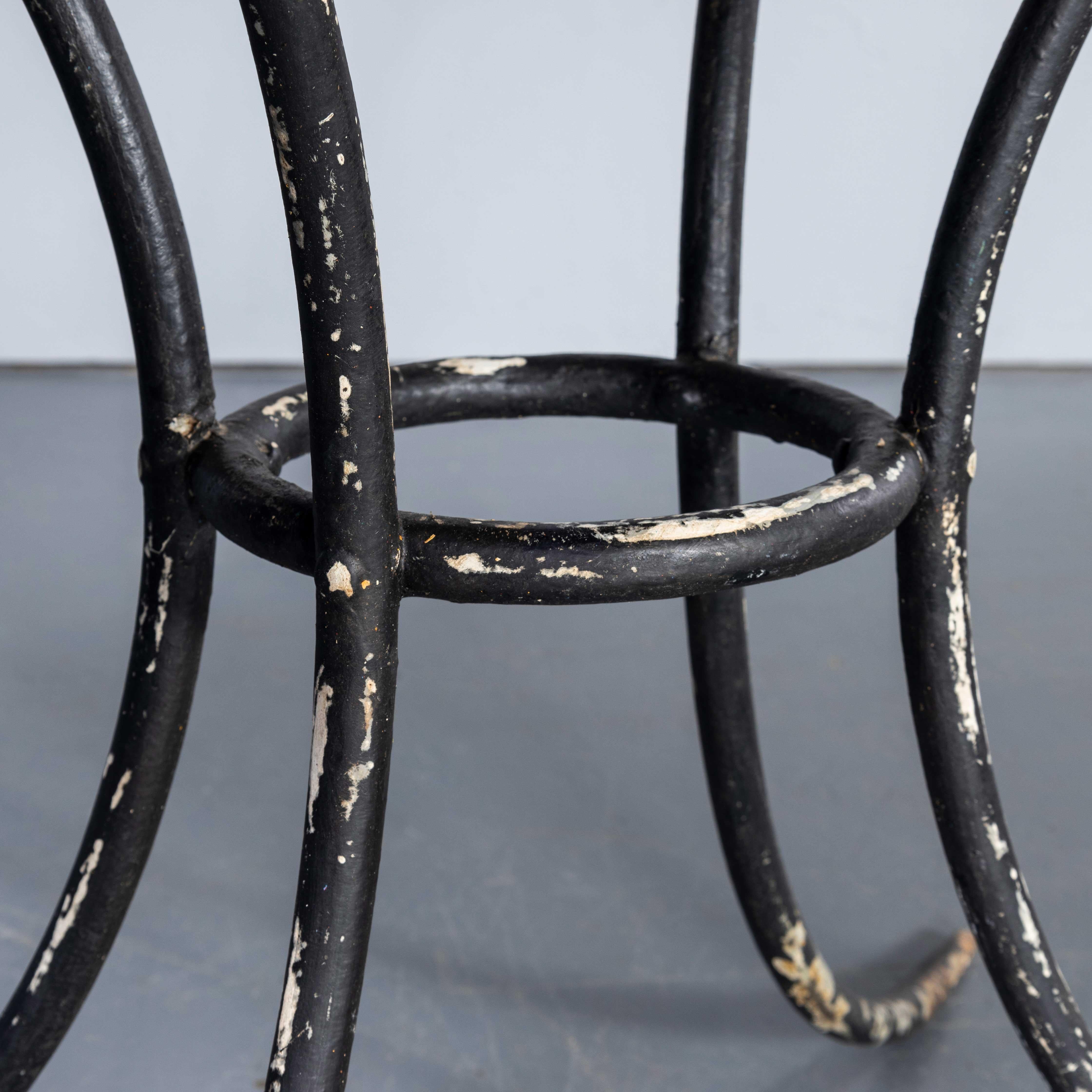 Mid-20th Century 1940's French Metal Rectangular Outdoor Dining Table - Splayed Base For Sale