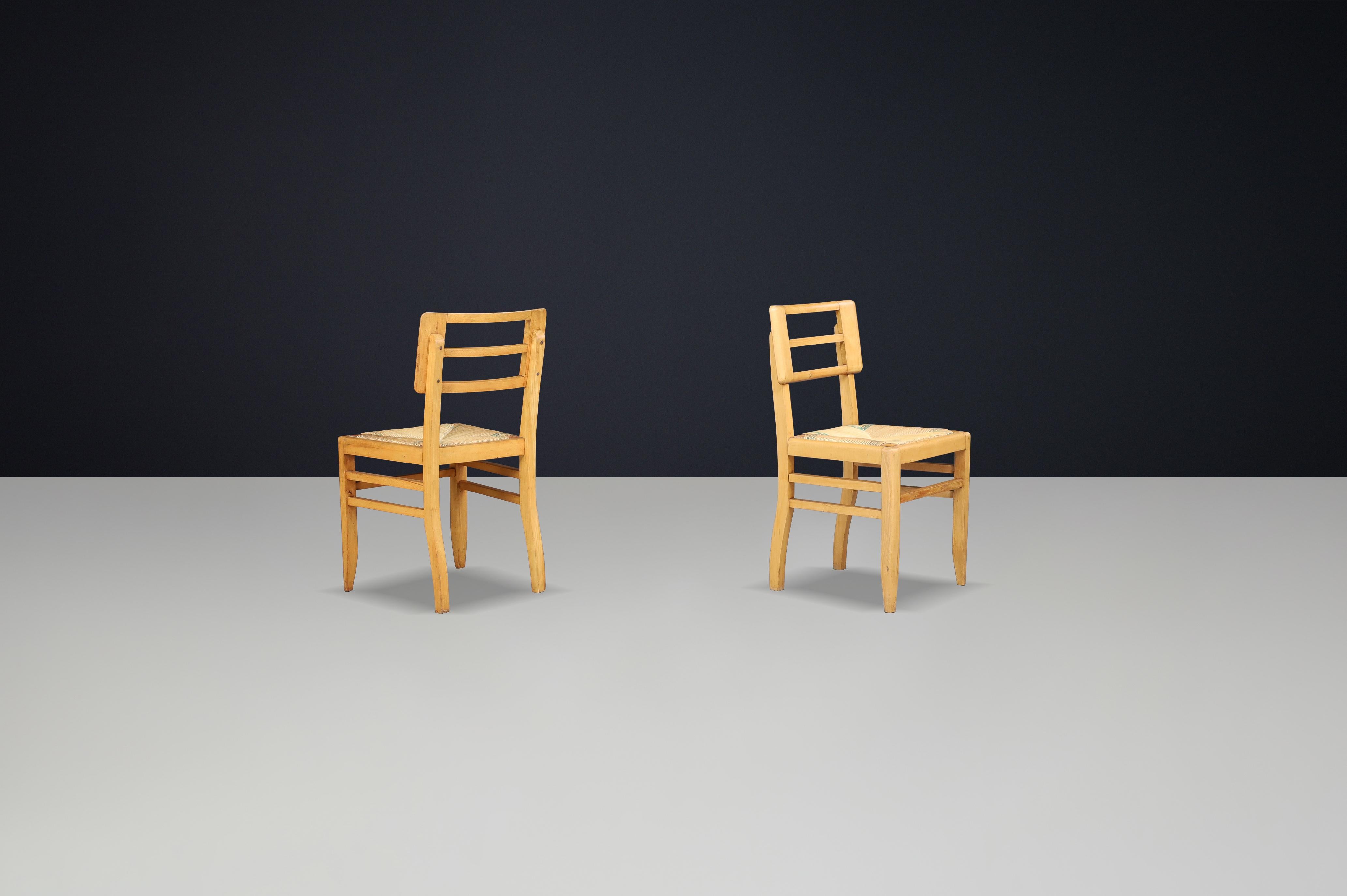 1940s French Mid-Century Modern Oak and Cane Side Chairs by Pierre Cruège For Sale 3