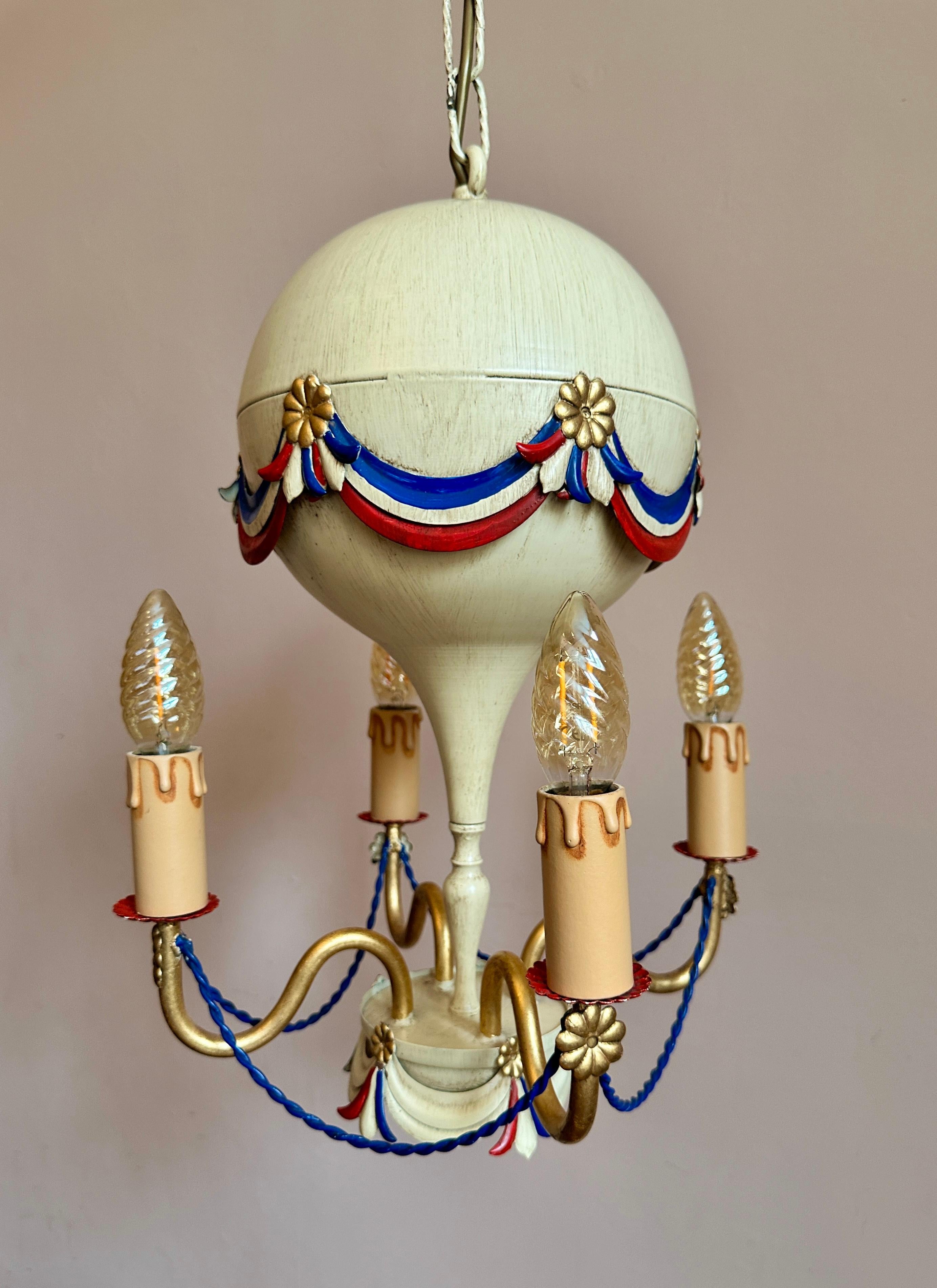 Lámpara francesa Montgolfier Toleware de los años 40 en Bueno estado para la venta en London, GB