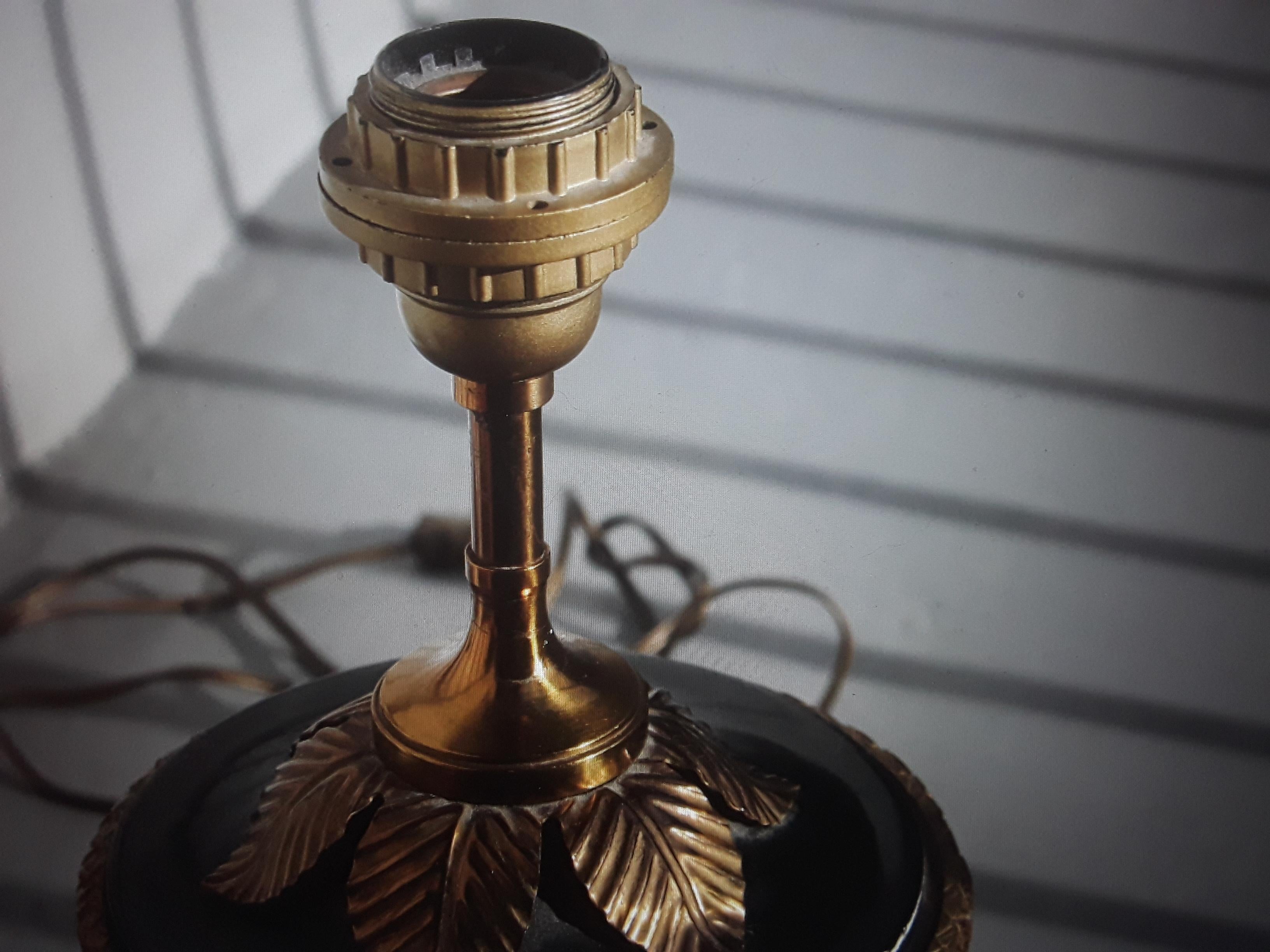 1940's French Neoclassical Maison Bagues Bronze Documented Table Lamp For Sale 3