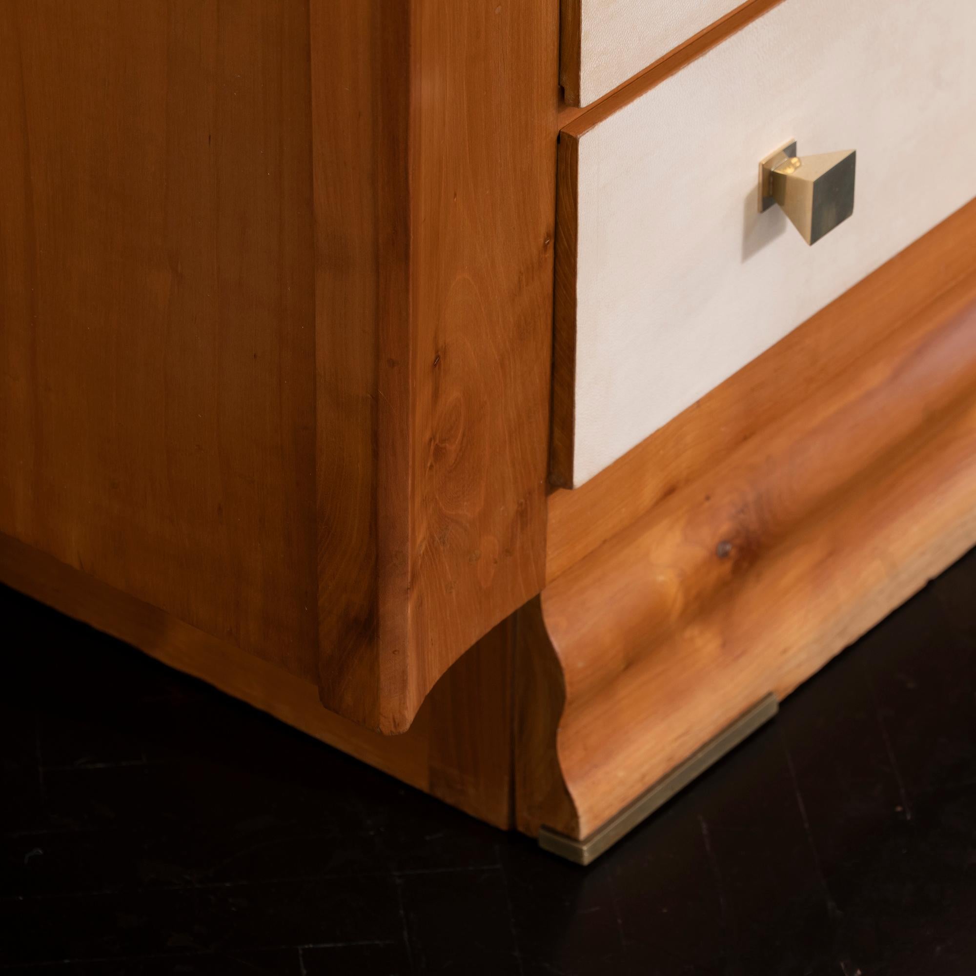 Goatskin 1940s French Oak and Parchment Chest of Drawers, Brass Details