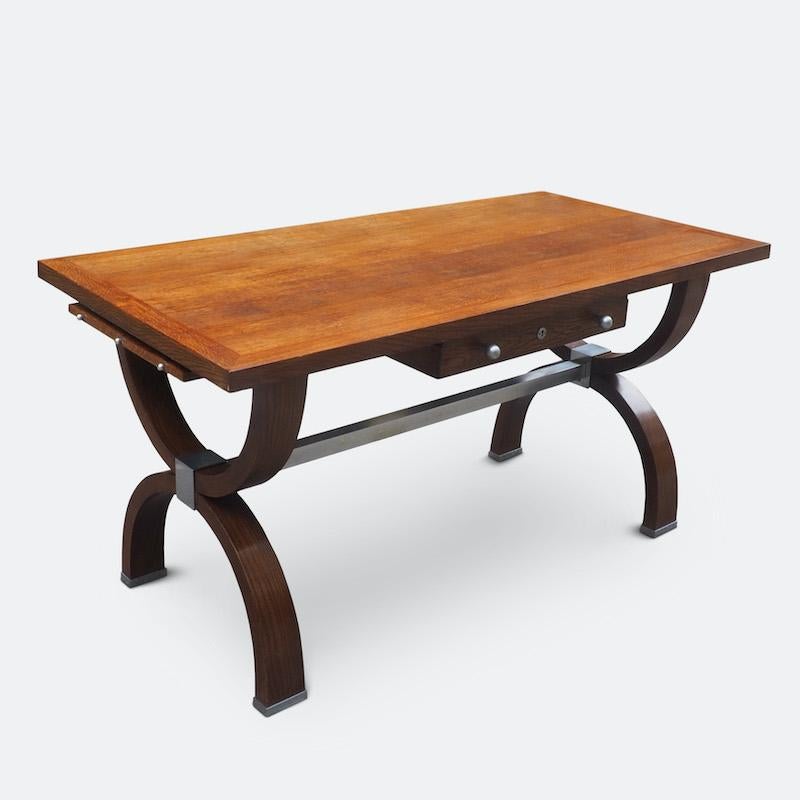 Scrivania francese in Oak del 1940 attribuita a Rene Drouet In condizioni buone in vendita a CA, CA