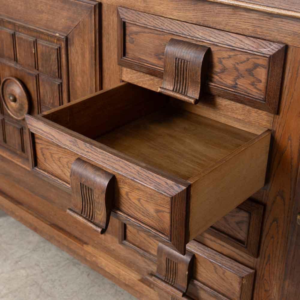 Credenza in rovere francese del 1940 di Charles Dudouyt in vendita 6