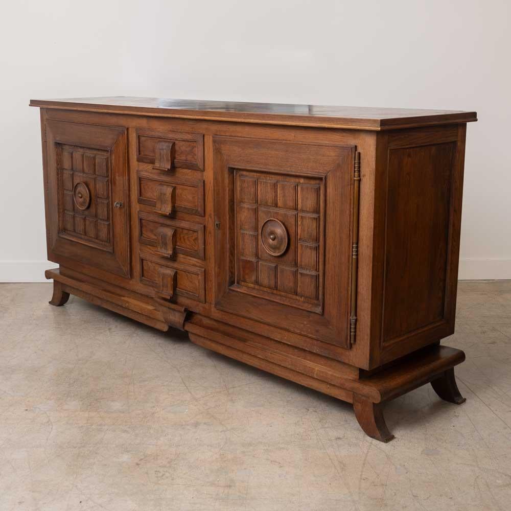 XX secolo Credenza in rovere francese del 1940 di Charles Dudouyt in vendita