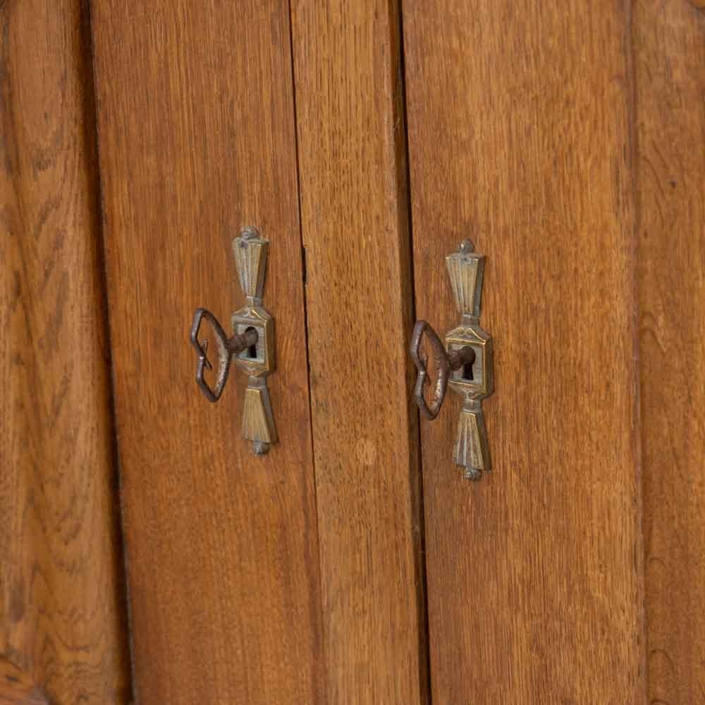 Credenza in Oak francese del 1940 in vendita 9
