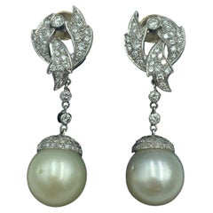 Französische Ohrringe aus Platin, Diamanten und Perlen aus den 1940er Jahren