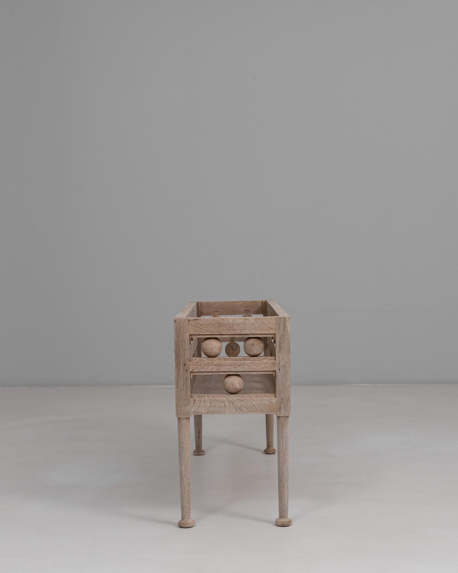 Quercia Fioriera in legno di Oak Oak, anni '40, di origine provinciale francese, tornita a bobina in vendita