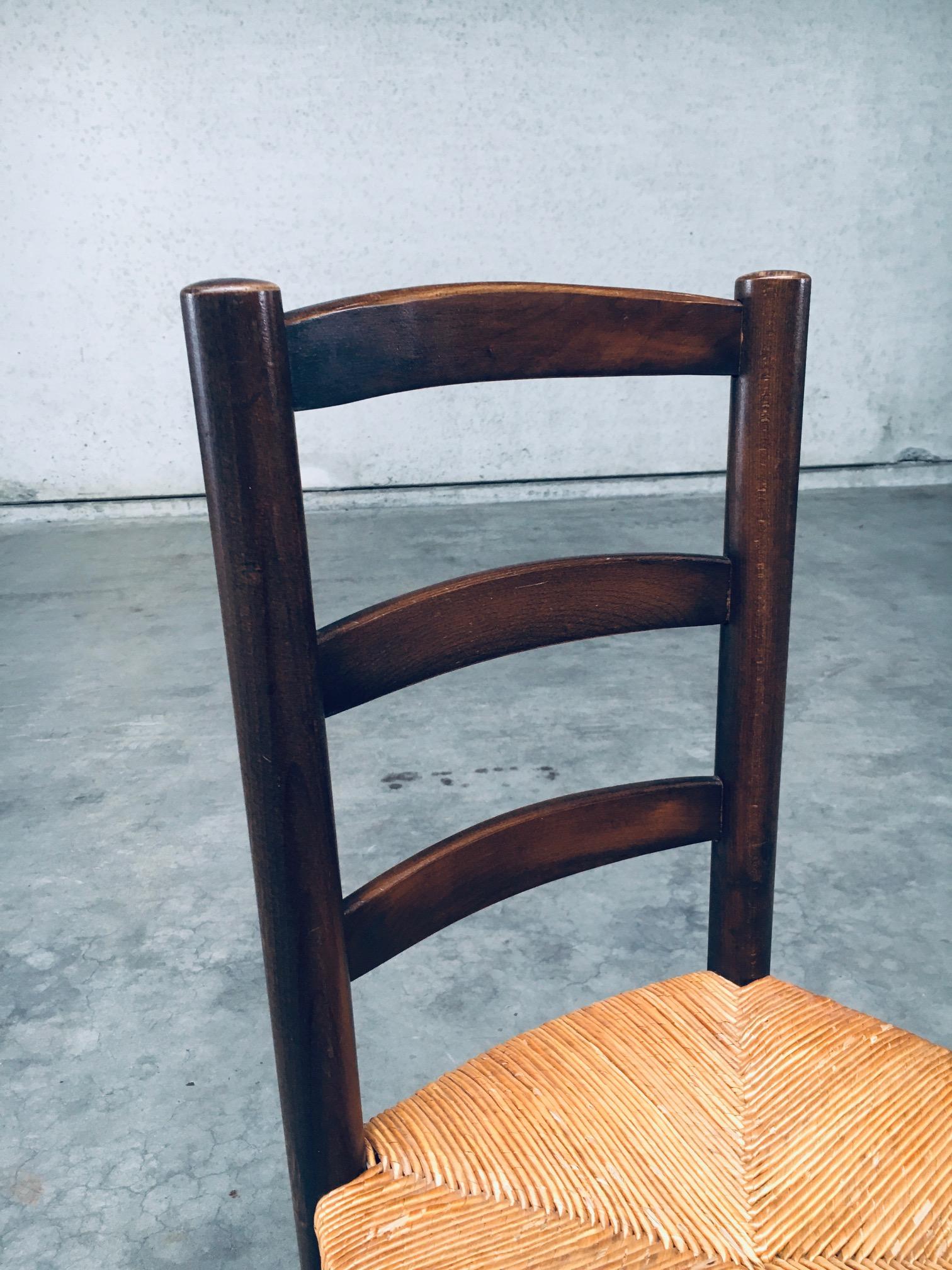 Sedie da pranzo Rush dal design provinciale francese degli anni '40 in vendita 3