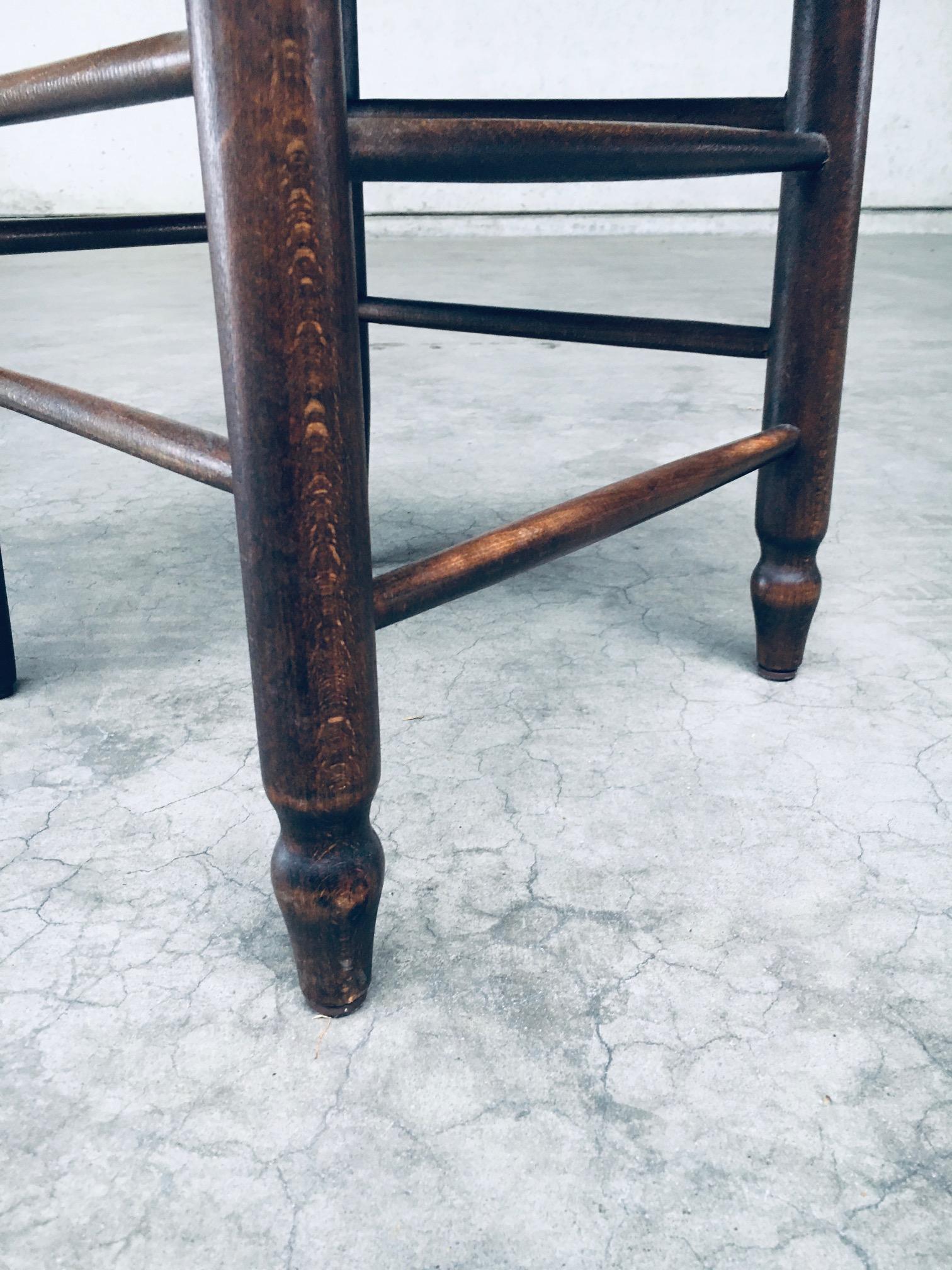 Sedie da pranzo Rush dal design provinciale francese degli anni '40 in vendita 8