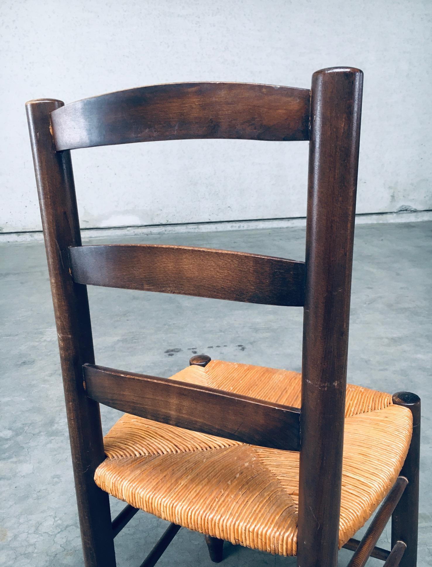 Sedie da pranzo Rush dal design provinciale francese degli anni '40 in vendita 10