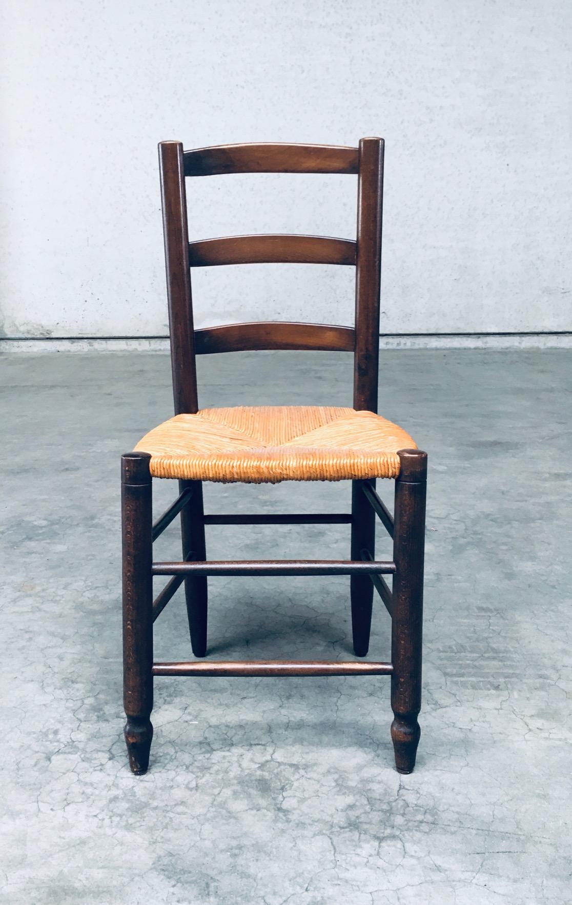 Sedie da pranzo Rush dal design provinciale francese degli anni '40 in vendita 1