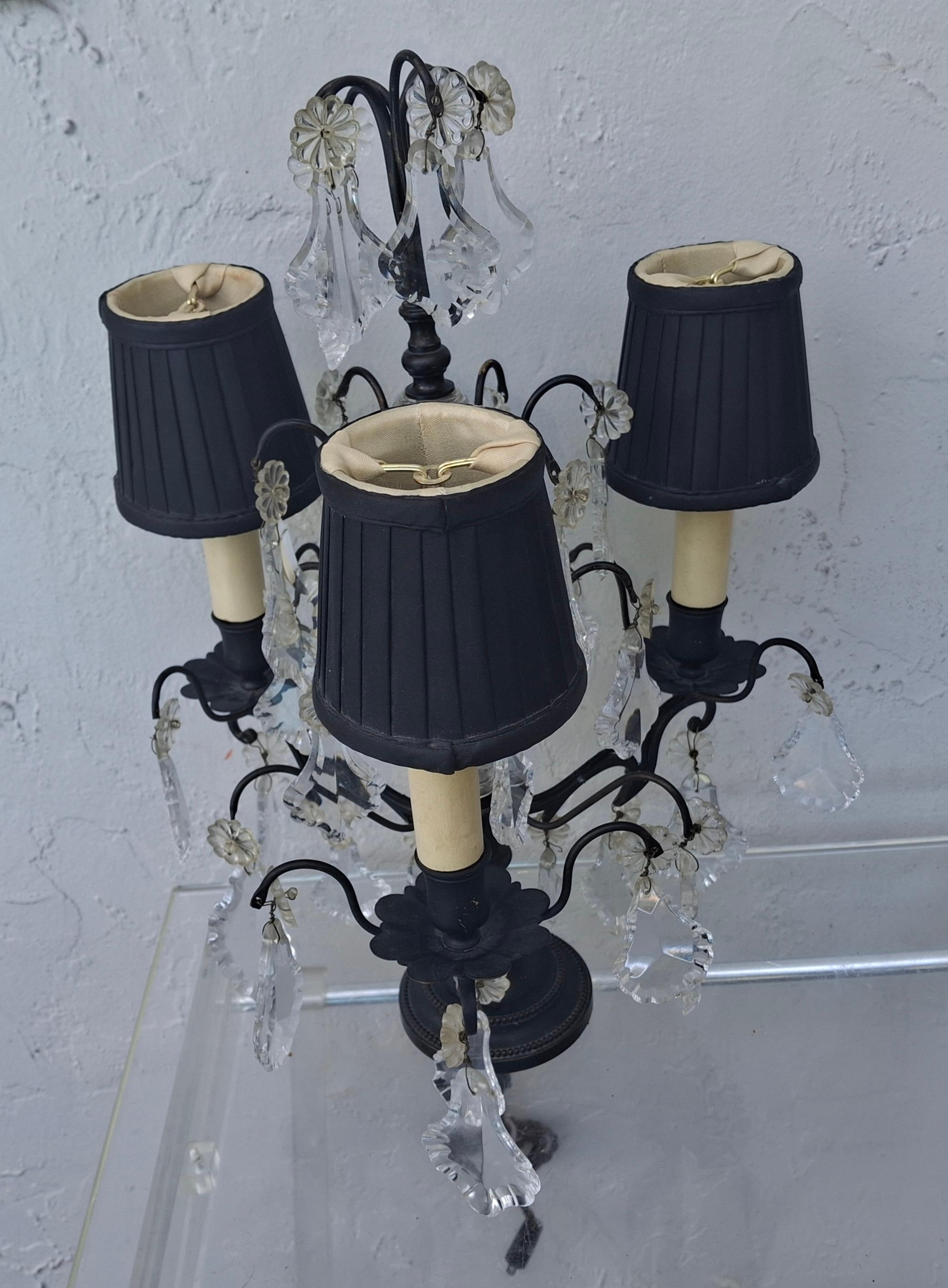 Metà XX secolo 1940's French Regency Black Patinated Bronze/ Cut Crystal Table Lamp by Baccarat in vendita