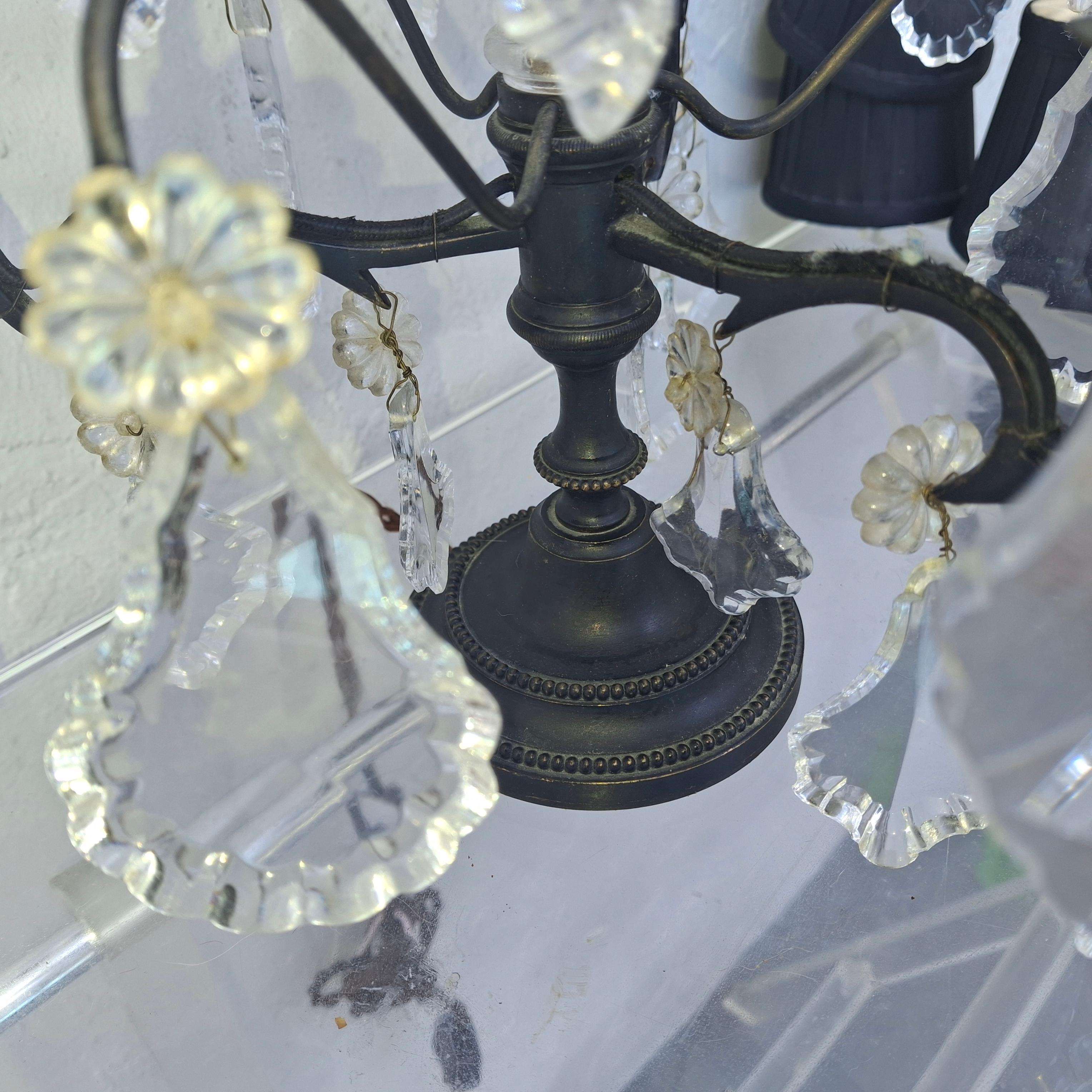 Bronzo 1940's French Regency Black Patinated Bronze/ Cut Crystal Table Lamp by Baccarat in vendita