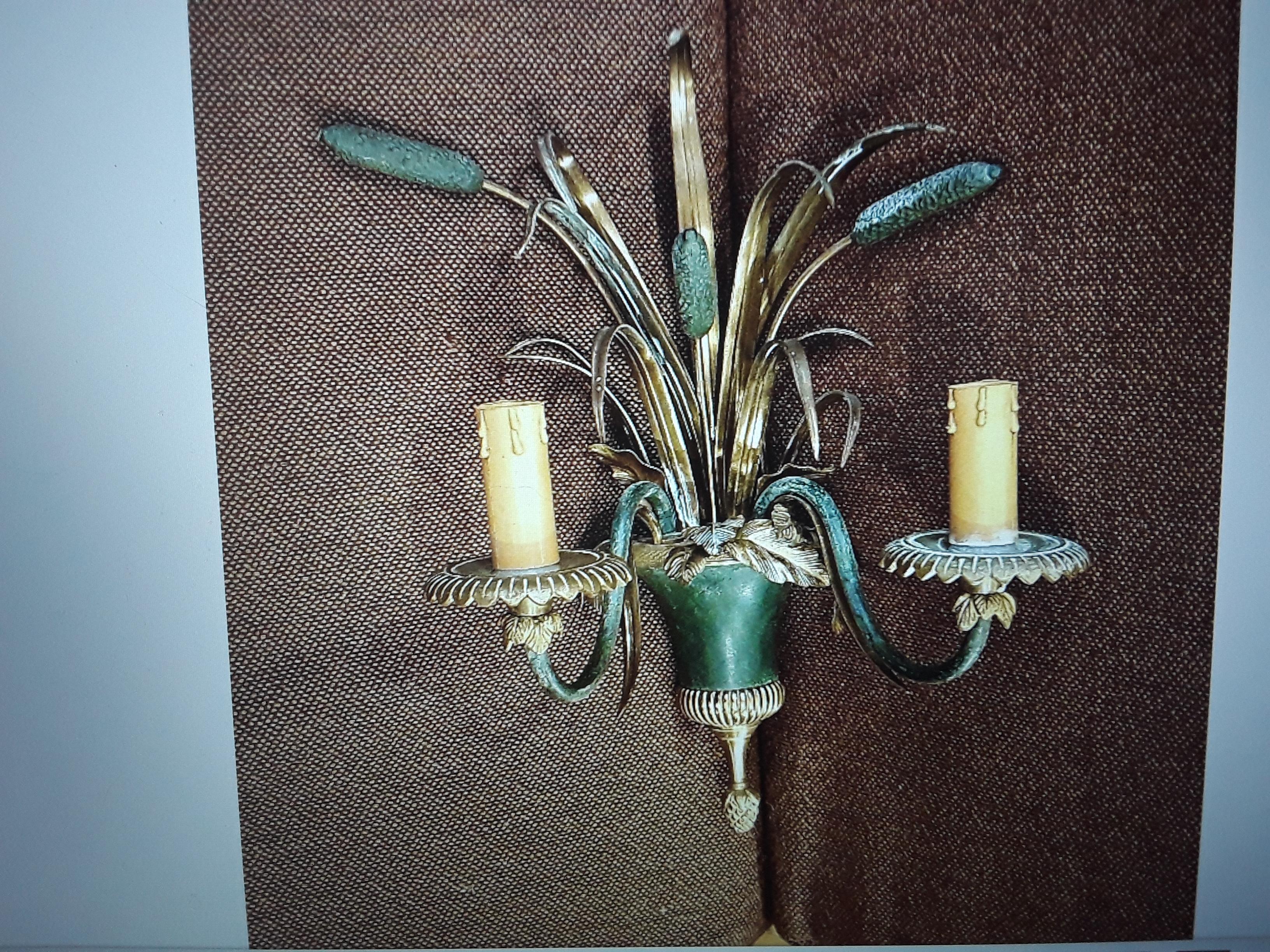 1940s French Regency Gilt &Patinated Bronze Floral Wall Sconce by Maison Charles For Sale 10