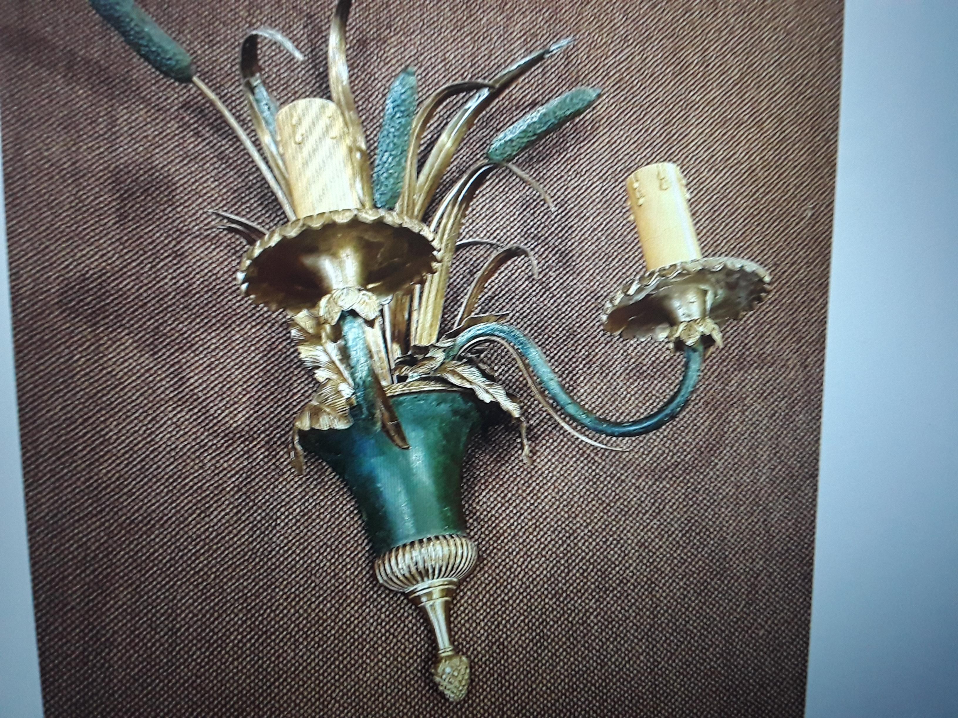 1940s French Regency Gilt &Patinated Bronze Floral Wall Sconce by Maison Charles For Sale 2