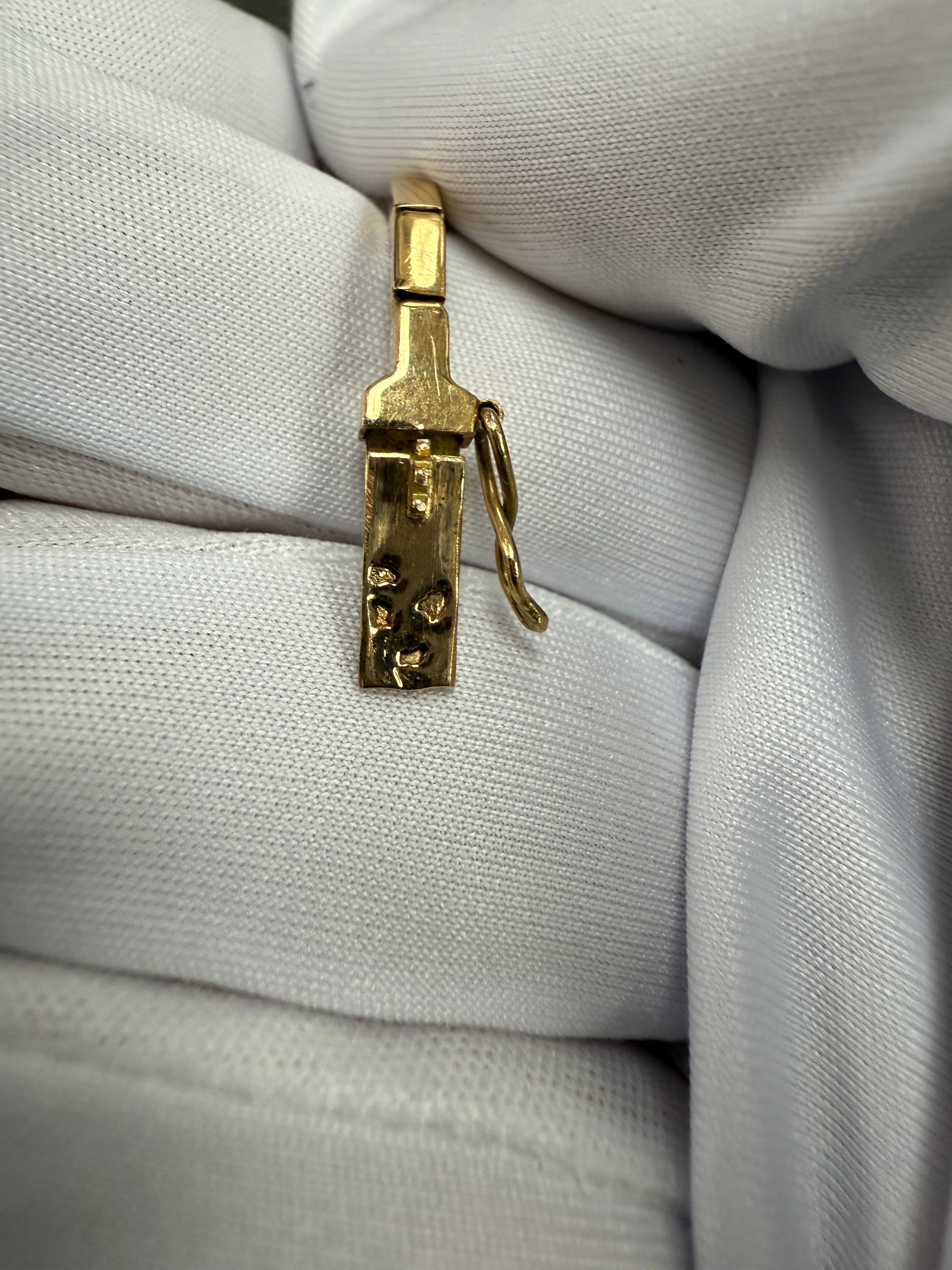1940er Jahre Französisch Retro Diamant Smaragd Rubin Saphir 18k Platin Halskette im Angebot 11