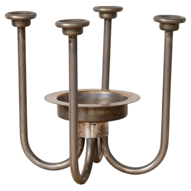 Candelabro scultoreo francese d'argento degli anni '40