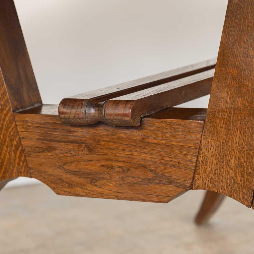 Tavolo da pranzo francese scultoreo in Wood degli anni '40 in vendita 8